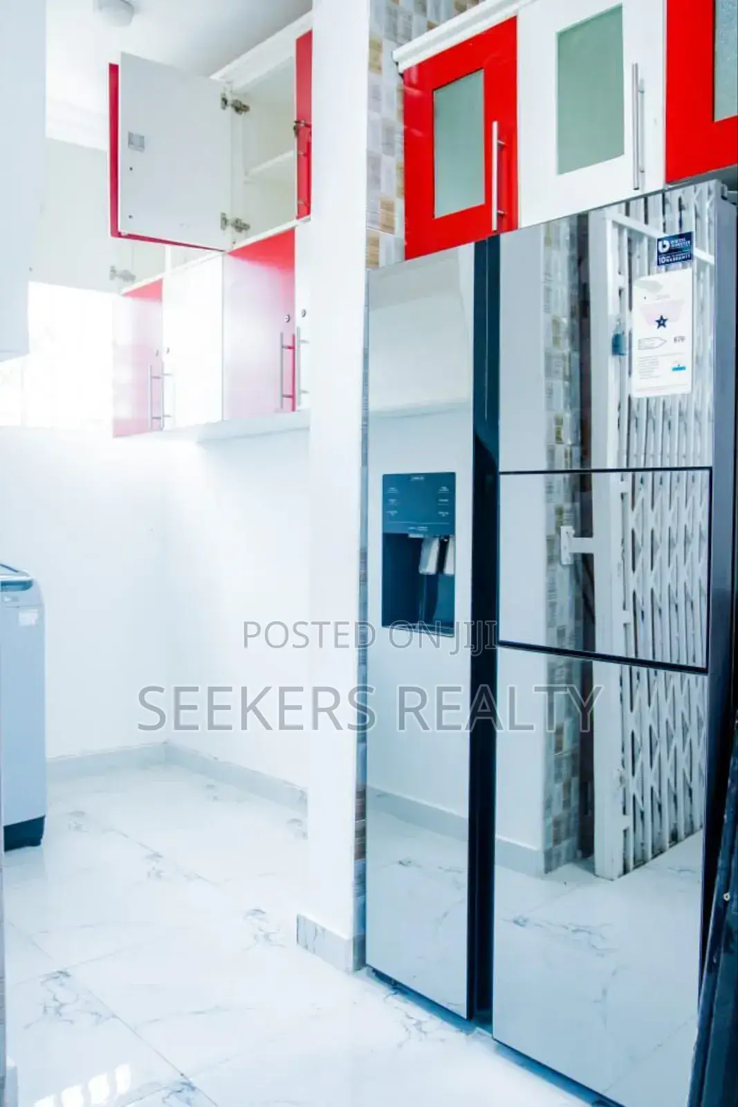 8bdrm House in Seekers Realty, Oyarifa for sale