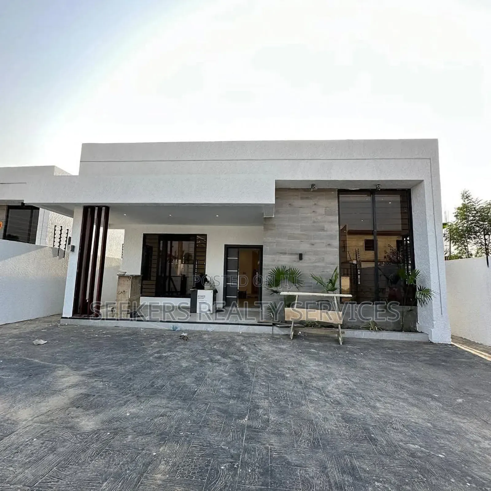 3bdrm House in Seekers Realty, Lake Side Estate for sale