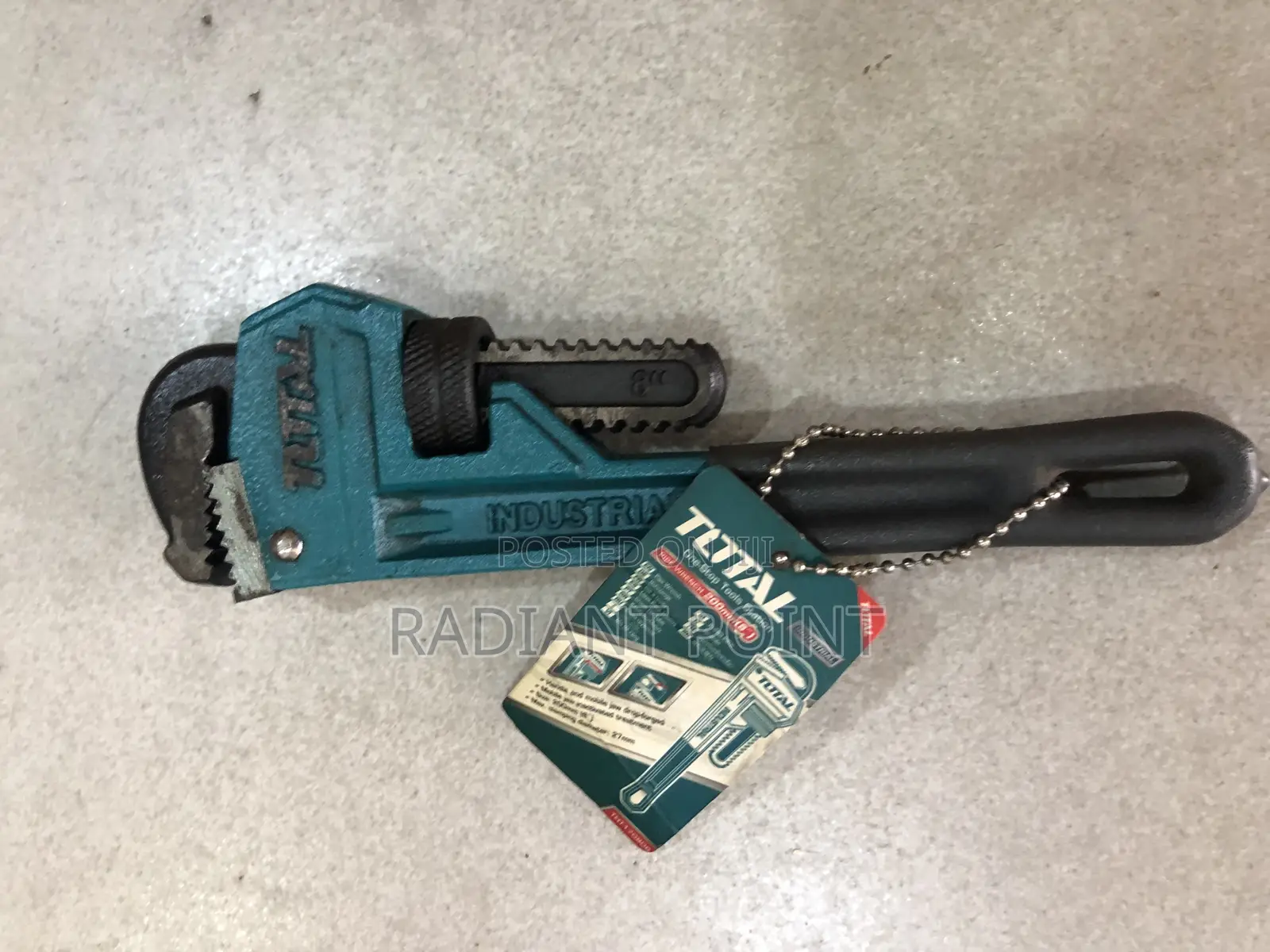 Total Pipe Wrench (200mm)