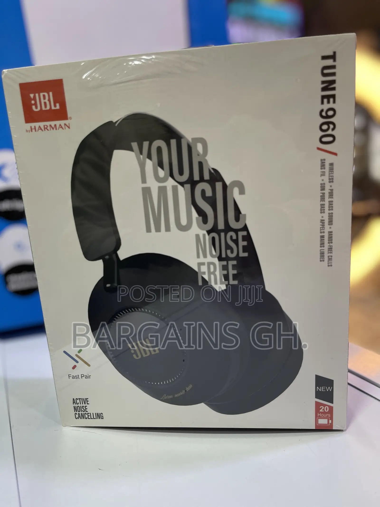 JBL Tune 960 Deep Bass Headphone With Protective Bag