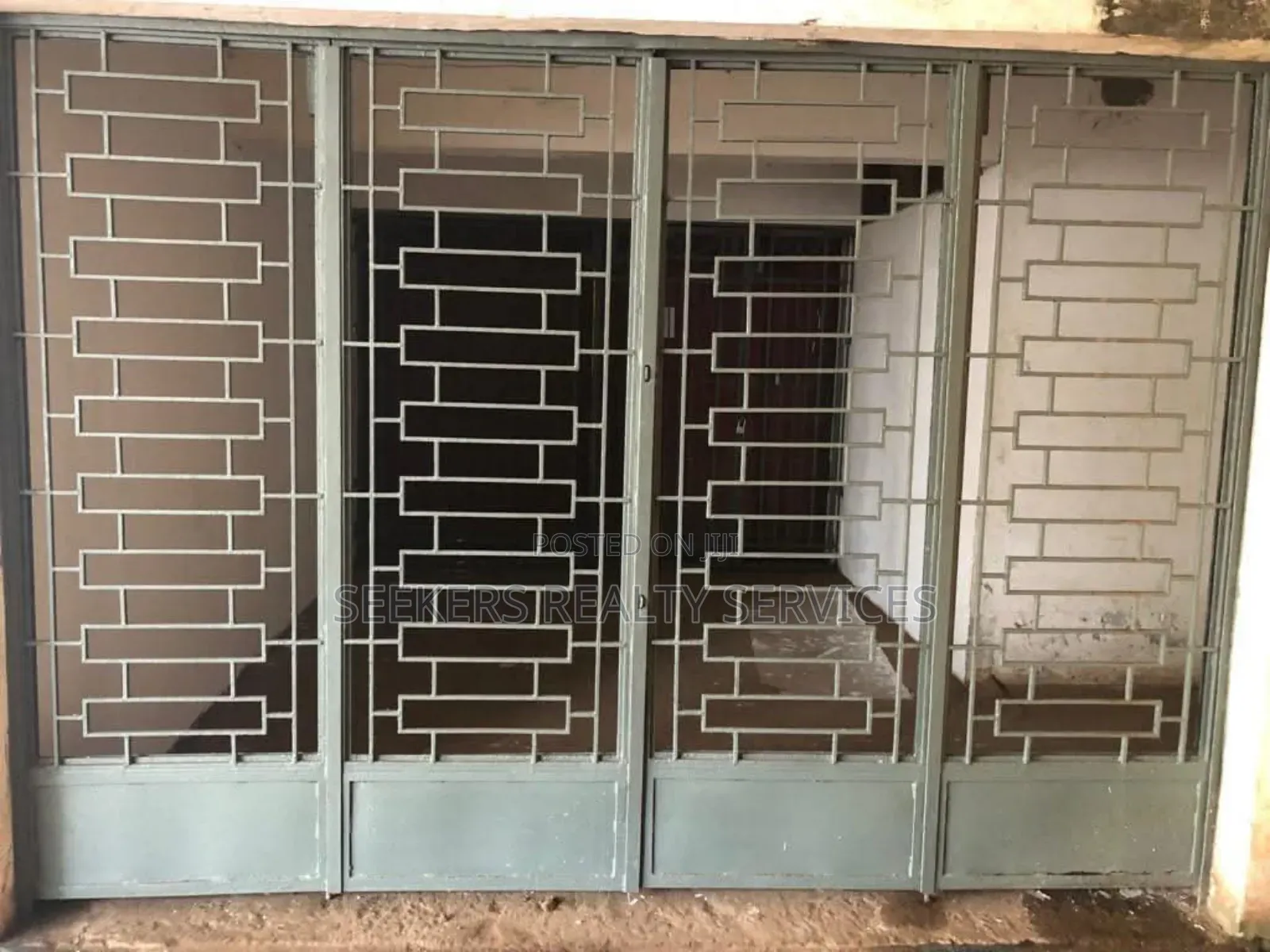 Warehouse for Rent Within Labone