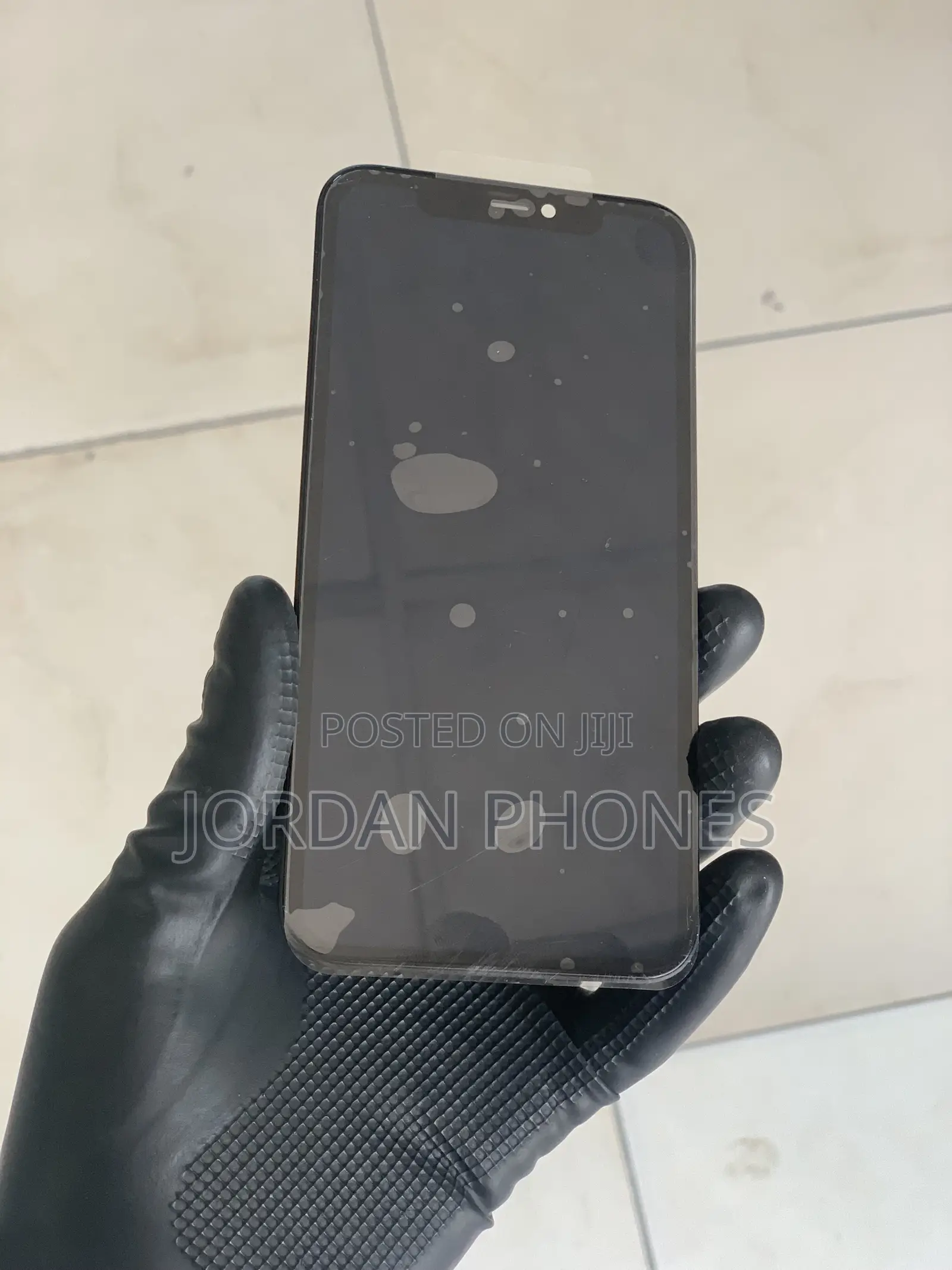  iPhone 11 Icloud Screen