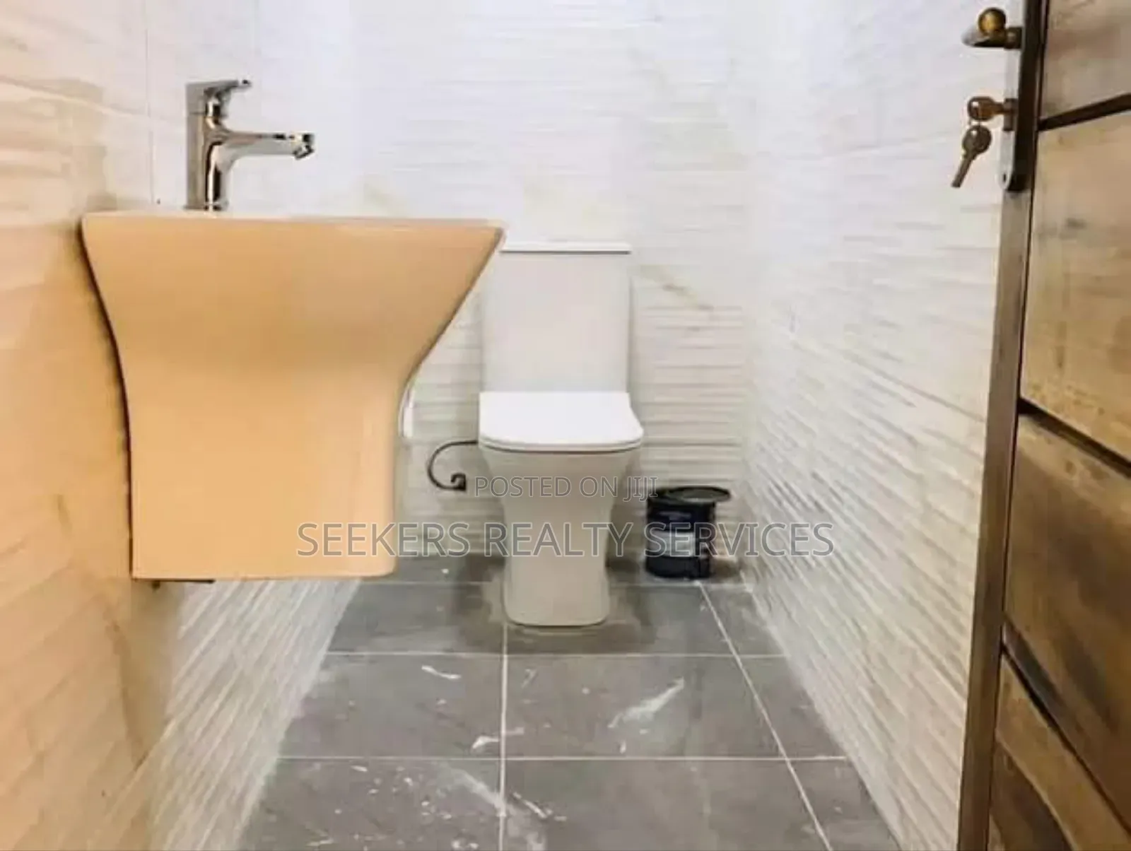 4bdrm House in Seekers Realty, East Legon for sale
