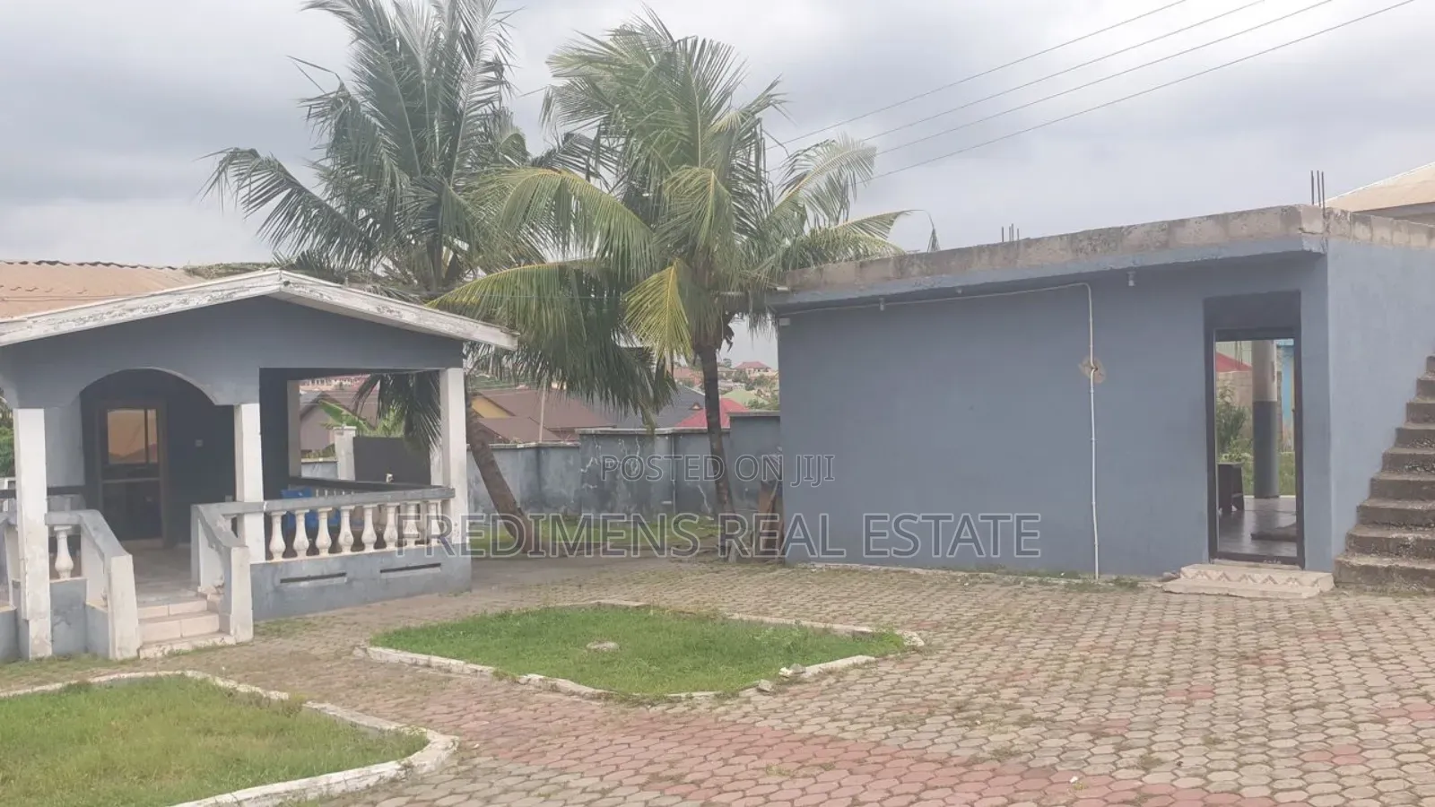 5bdrm House in Fredimens Real, Kumasi Metropolitan for sale