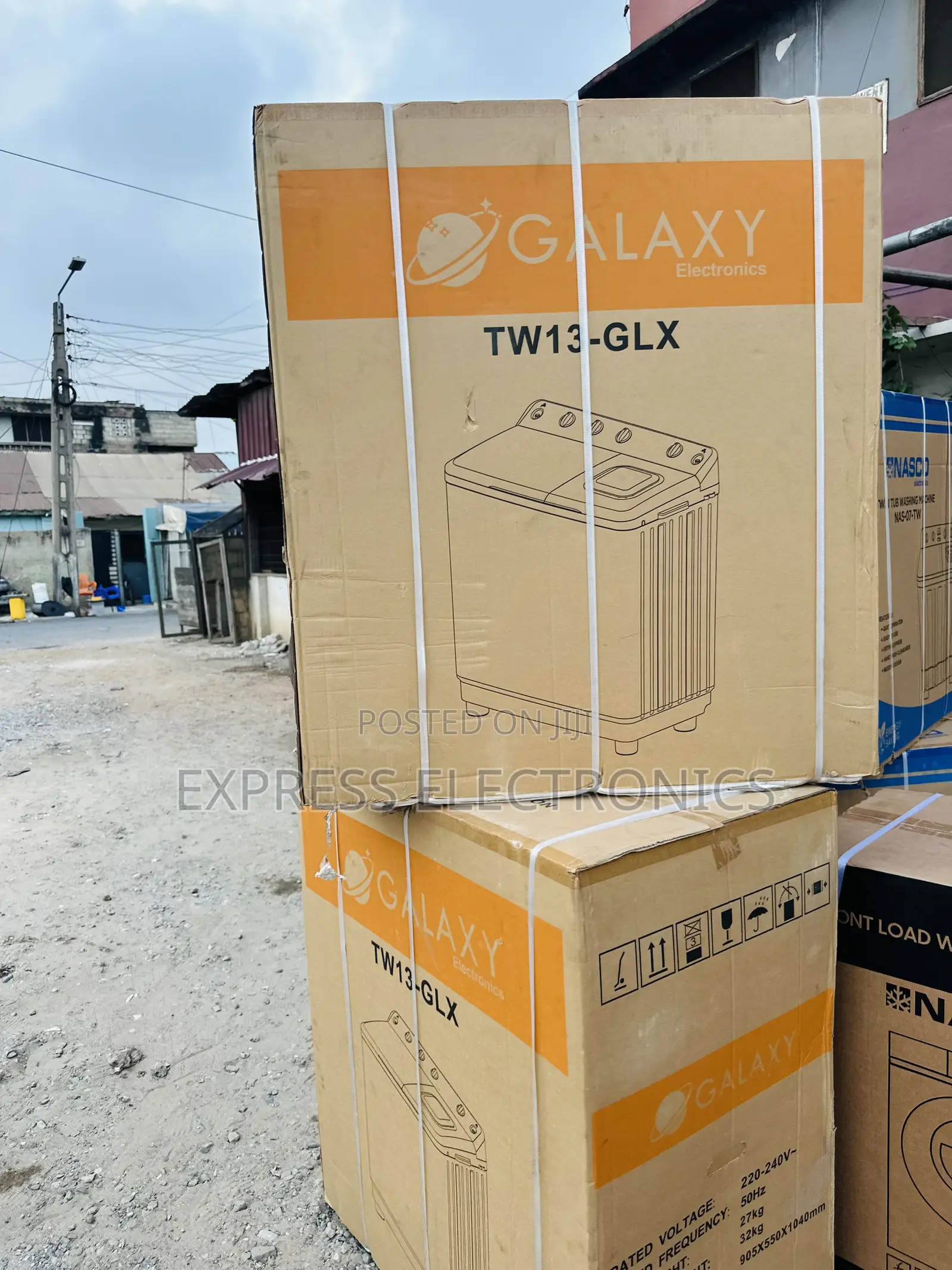 Unique Barbs New Galaxy Sleek White 13kg Topload Wm