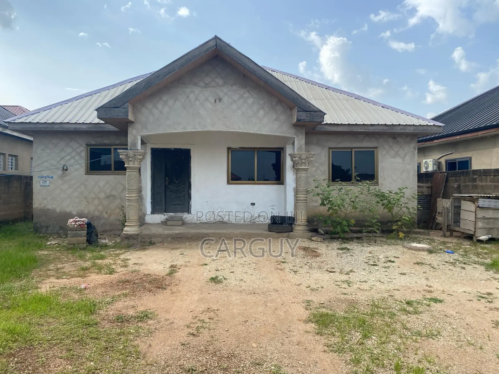 3bdrm House in Ayikuma, Dodowa for sale