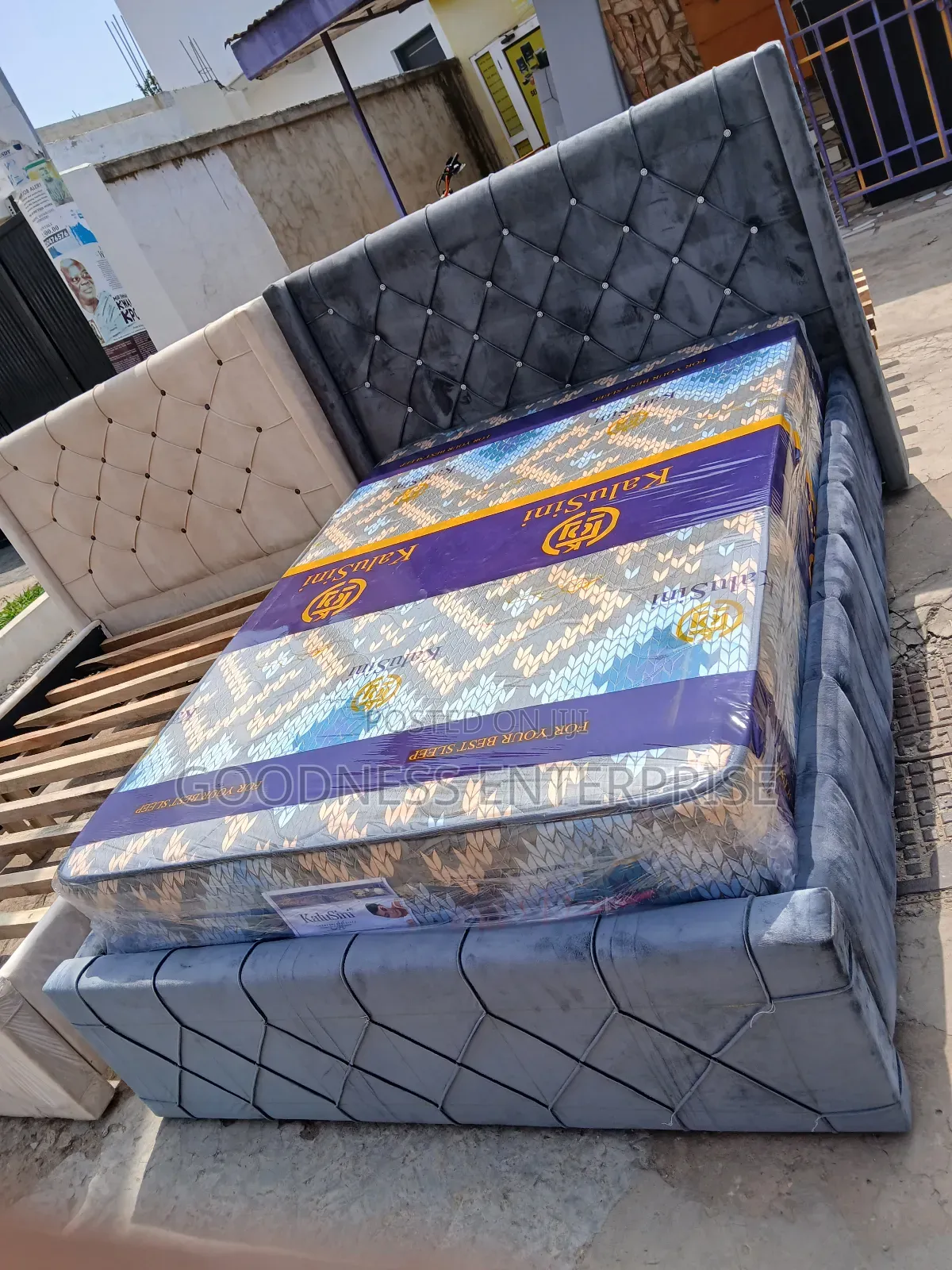 Bed With Mattress