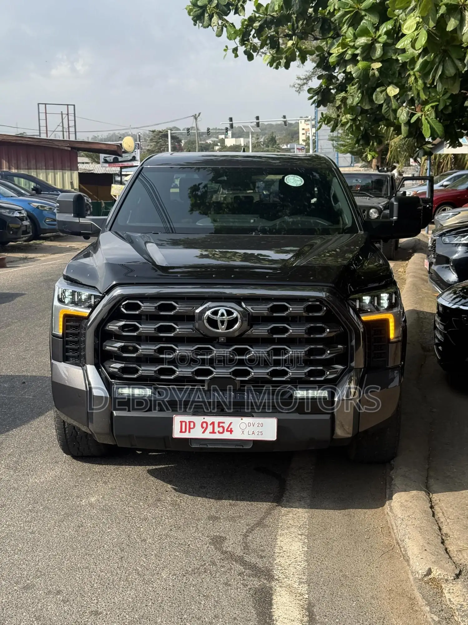 Toyota Tundra Platinum 2022 Gray