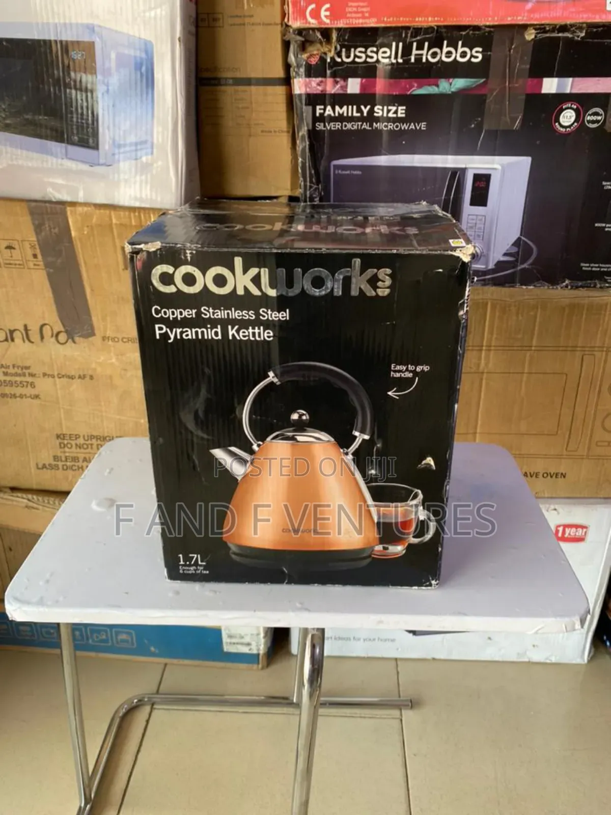 Cookworks Pyramid Gold Kettle - Uk