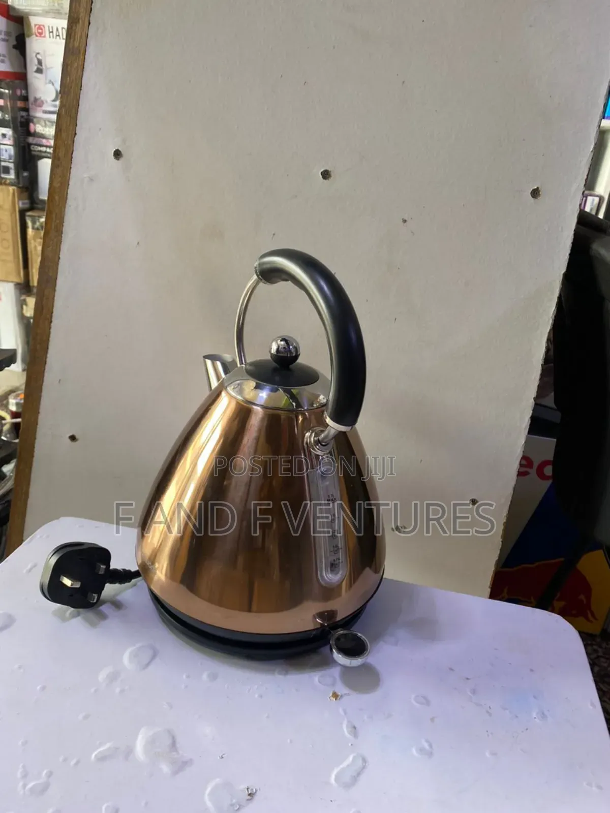 Cookworks Pyramid Gold Kettle - Uk