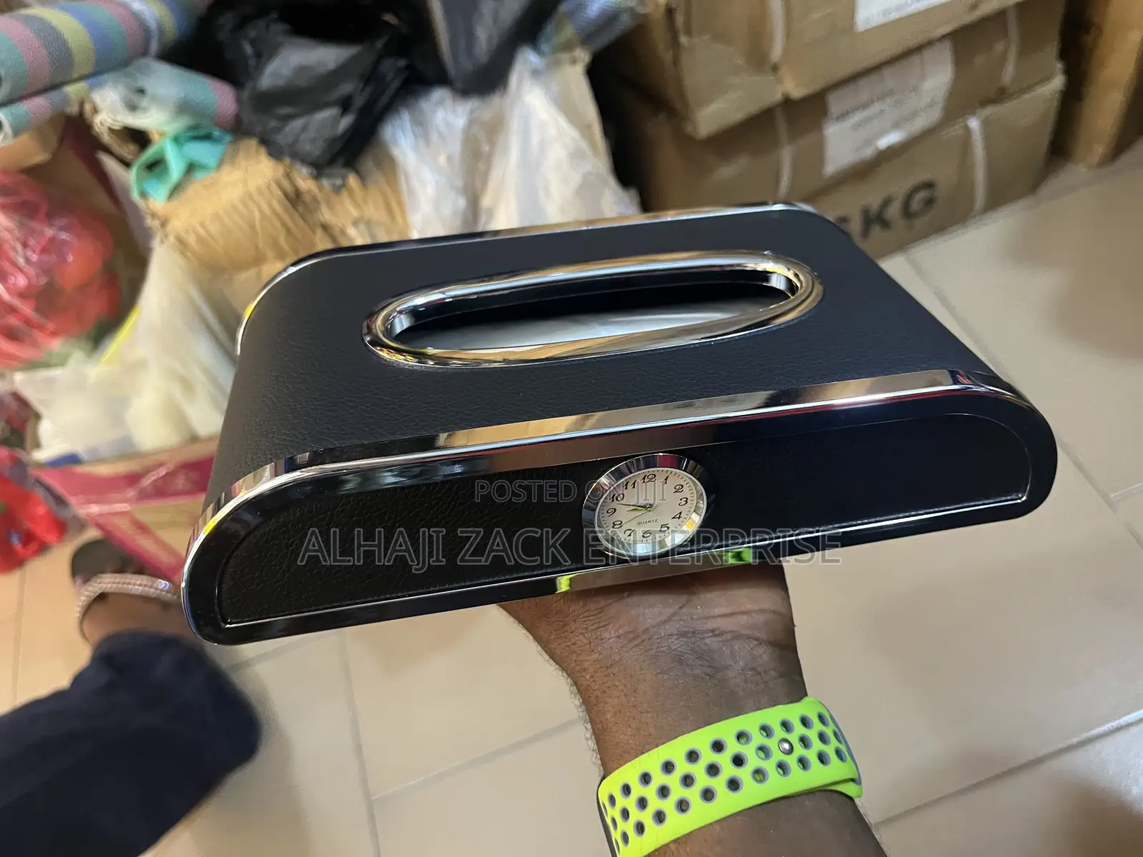 Tissue Hold Box