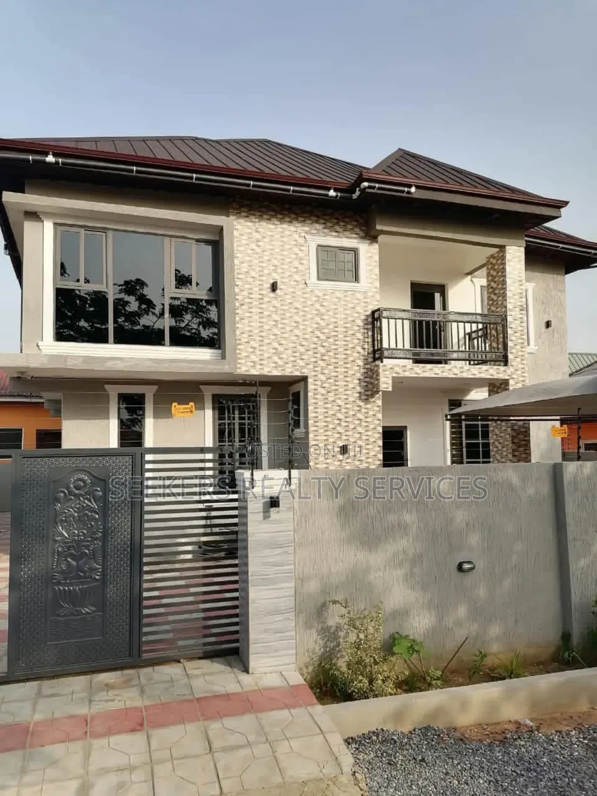 4bdrm House in Seekers Realty, Amasaman for sale
