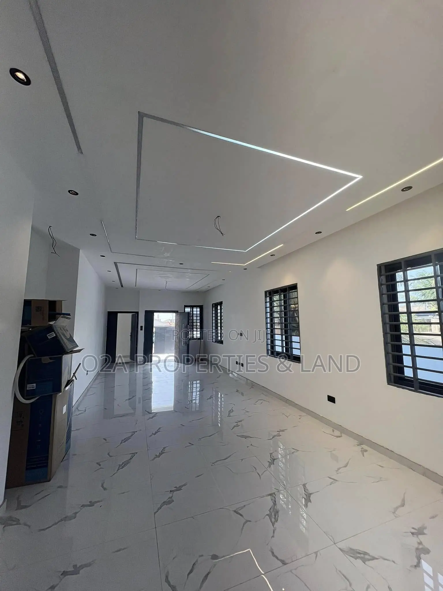 3bdrm House in Ashaley Botwe, for sale