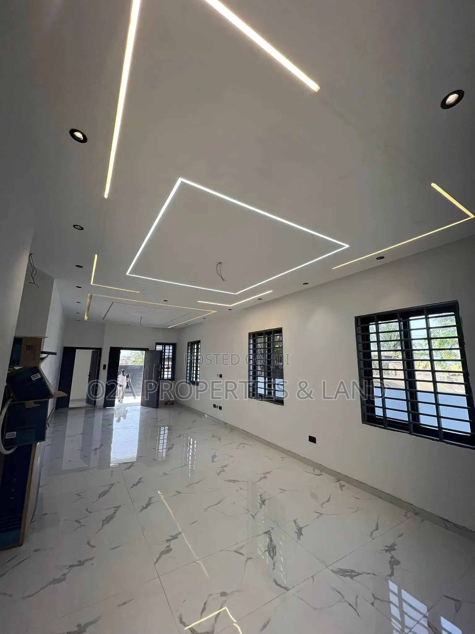3bdrm House in Ashaley Botwe, for sale