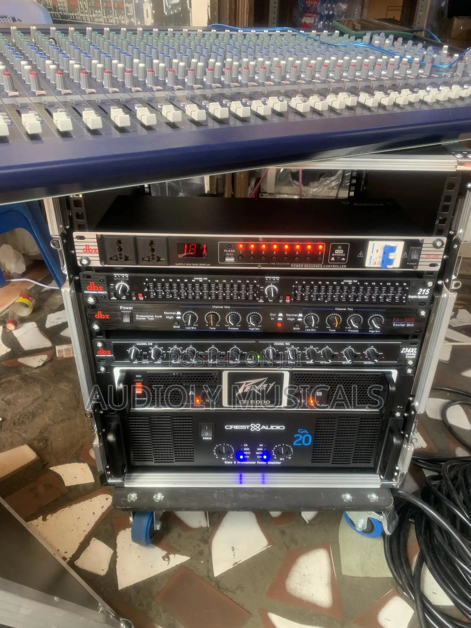 JBL Full Set of Speakers With Amplifiers