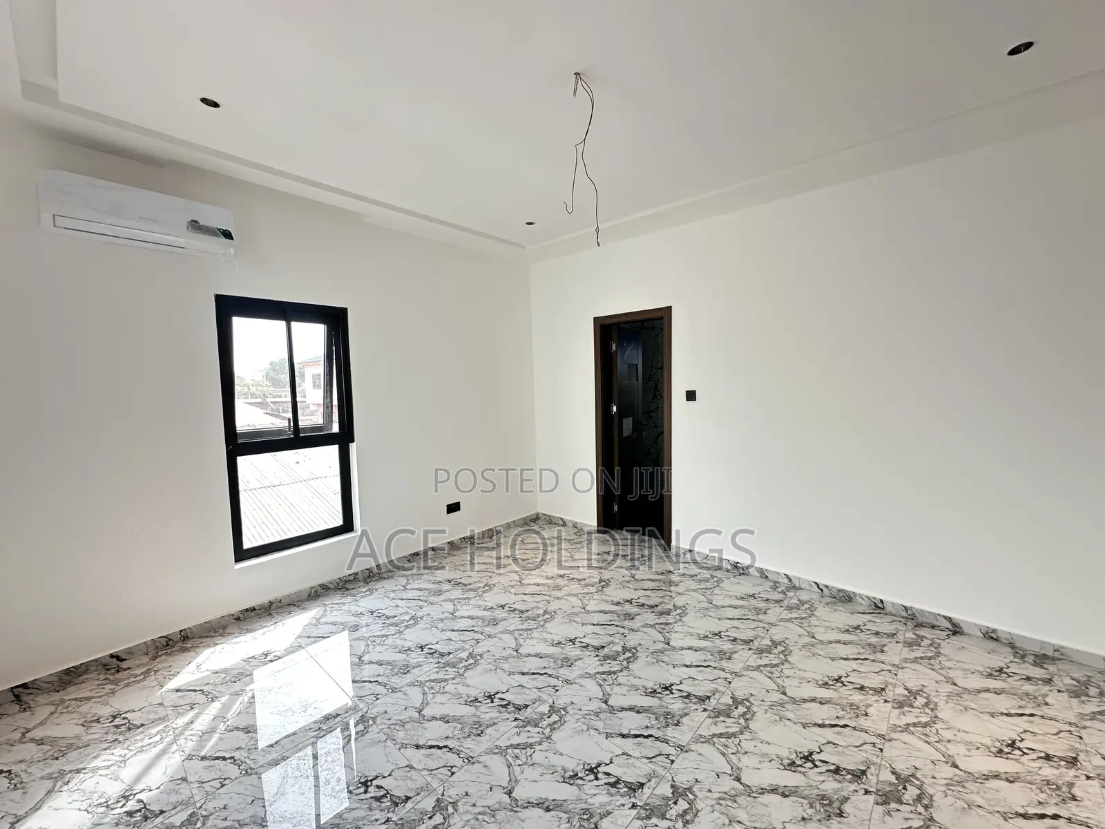 4bdrm House in School Junction, Ashaley Botwe for sale