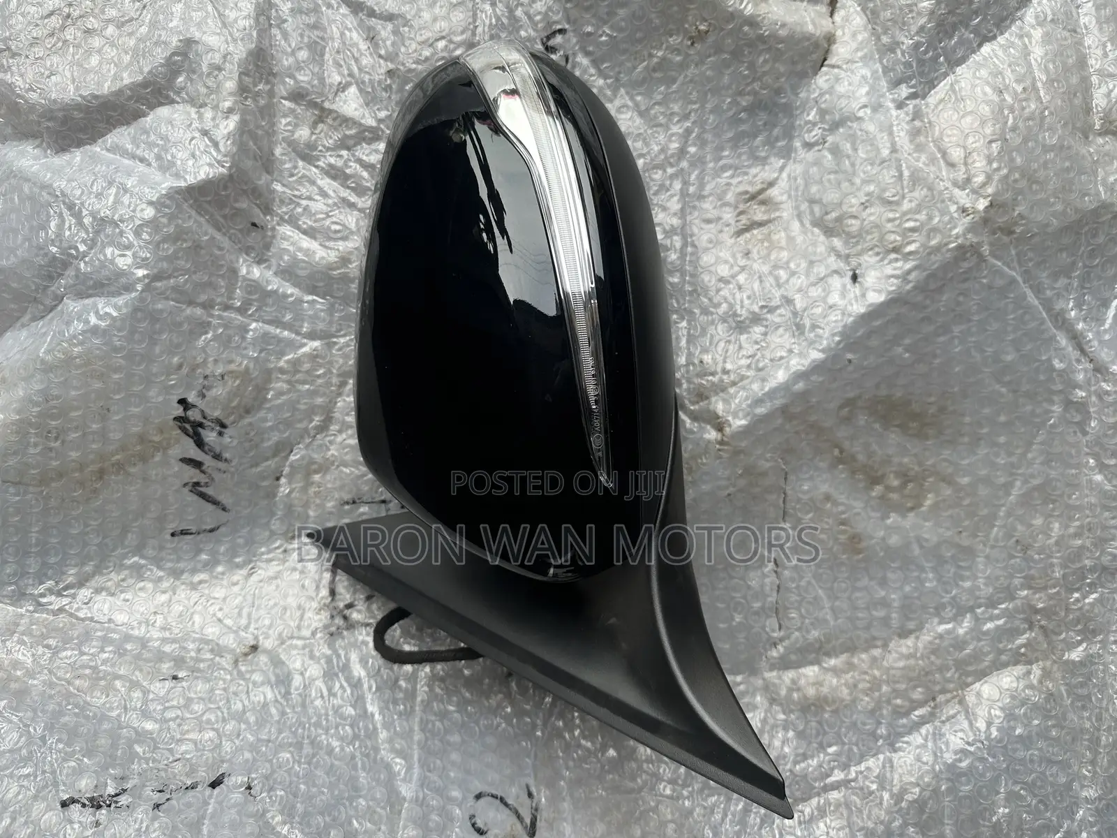W205 Side Mirror Set Available
