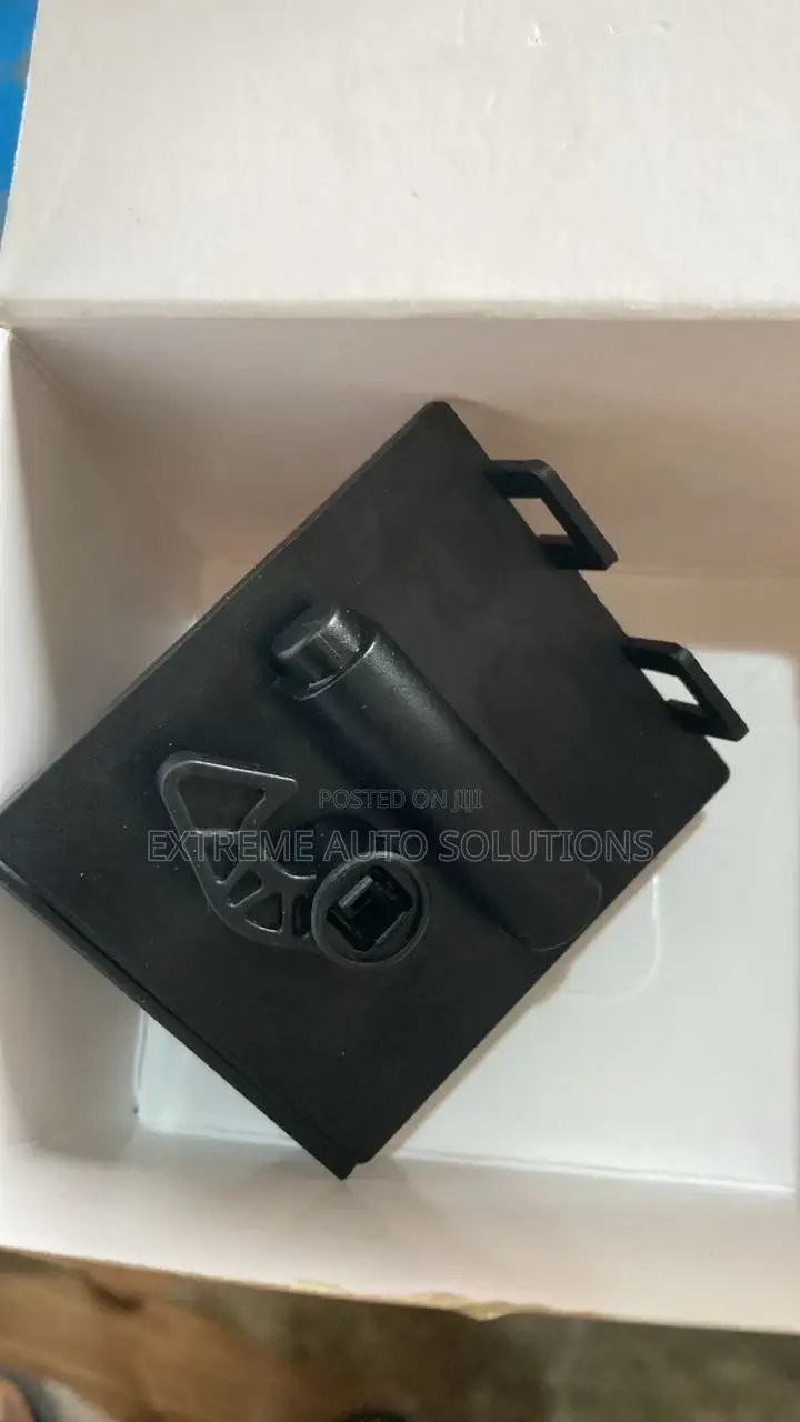 Engine Adjustment Element Hatch Lock For Mercedes