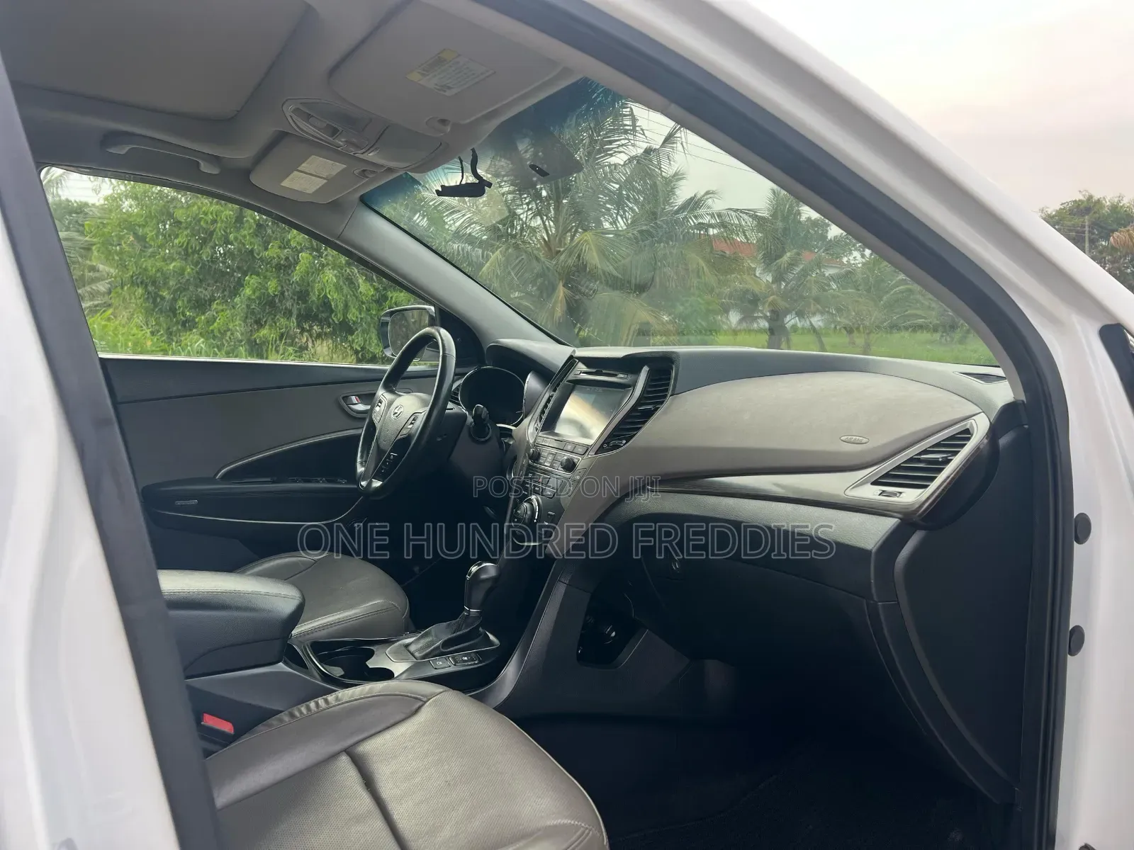 Hyundai Santa Fe Limited AWD 2017 White