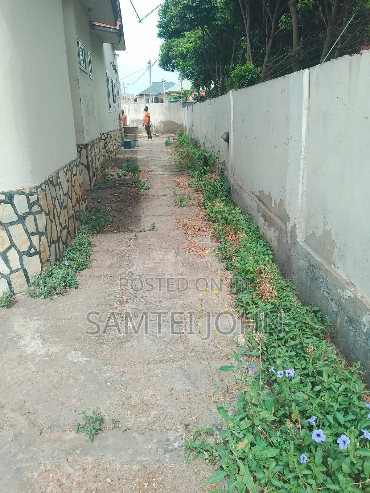 4bdrm House in Sinco Properties, Ashaley Botwe for sale
