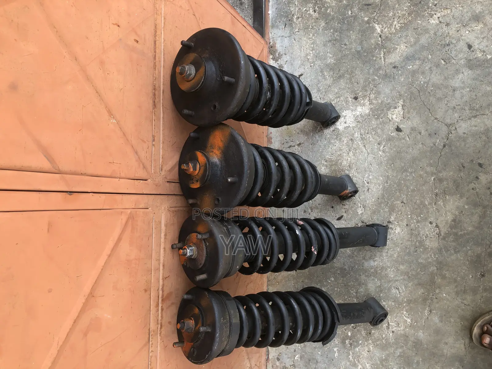 Range Rover Sport 2006-2012 Shocks