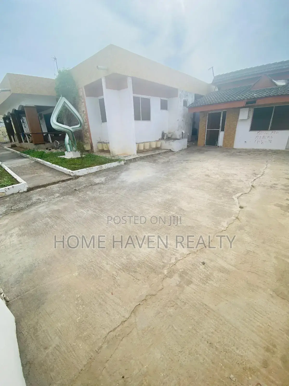 One Plot -Old House for Sale at Lapaz