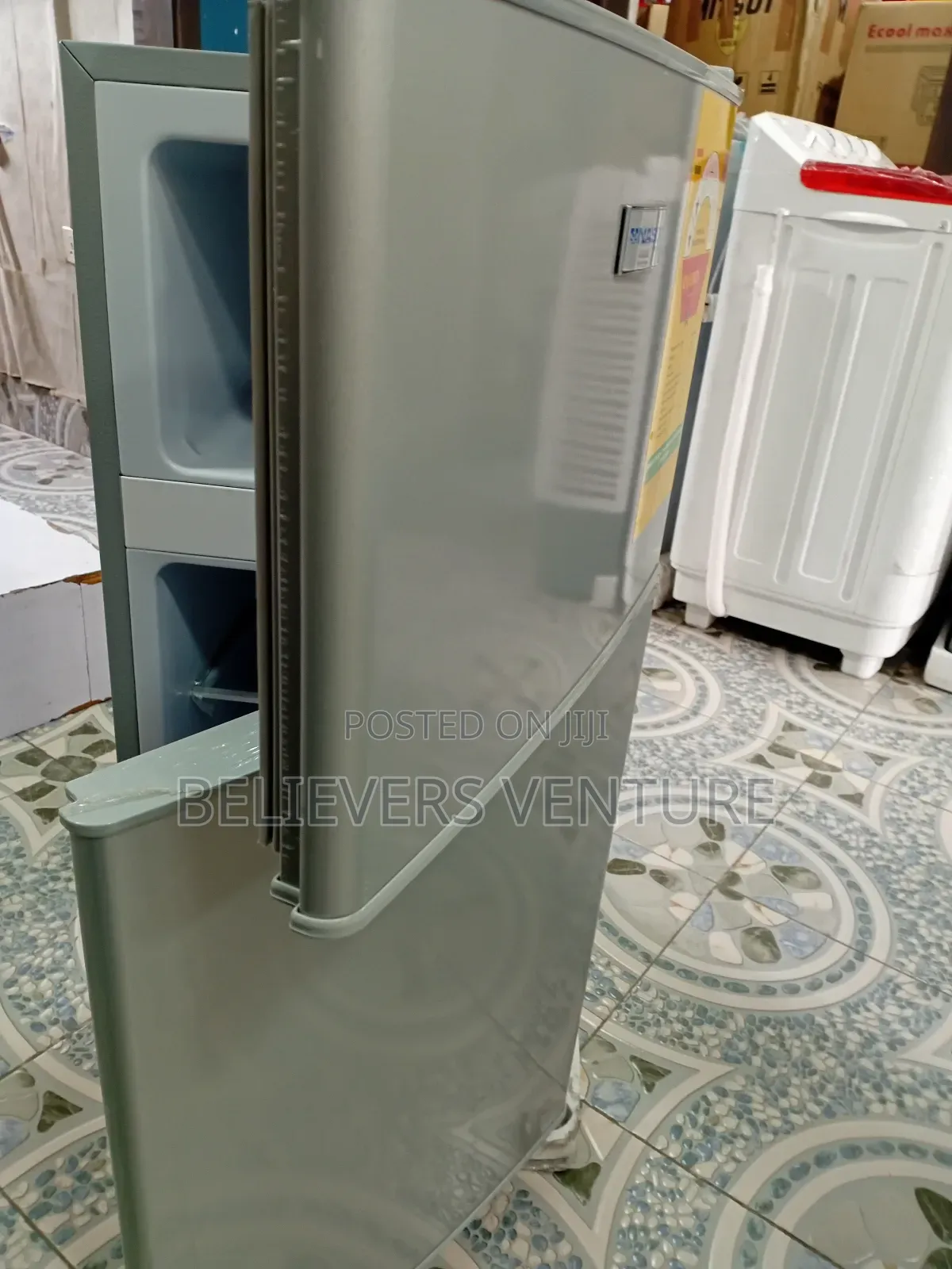 High-Quality Standard Nasco 75l Nasco Fridge Top Freezer