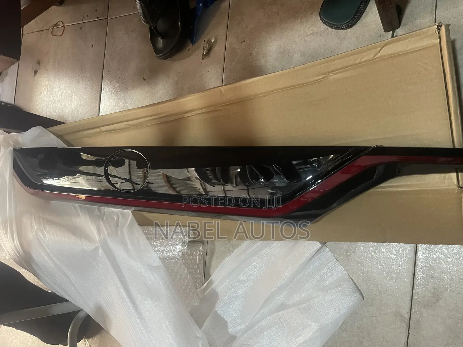 Rav4 2019 -2020 Boot Moulding Led