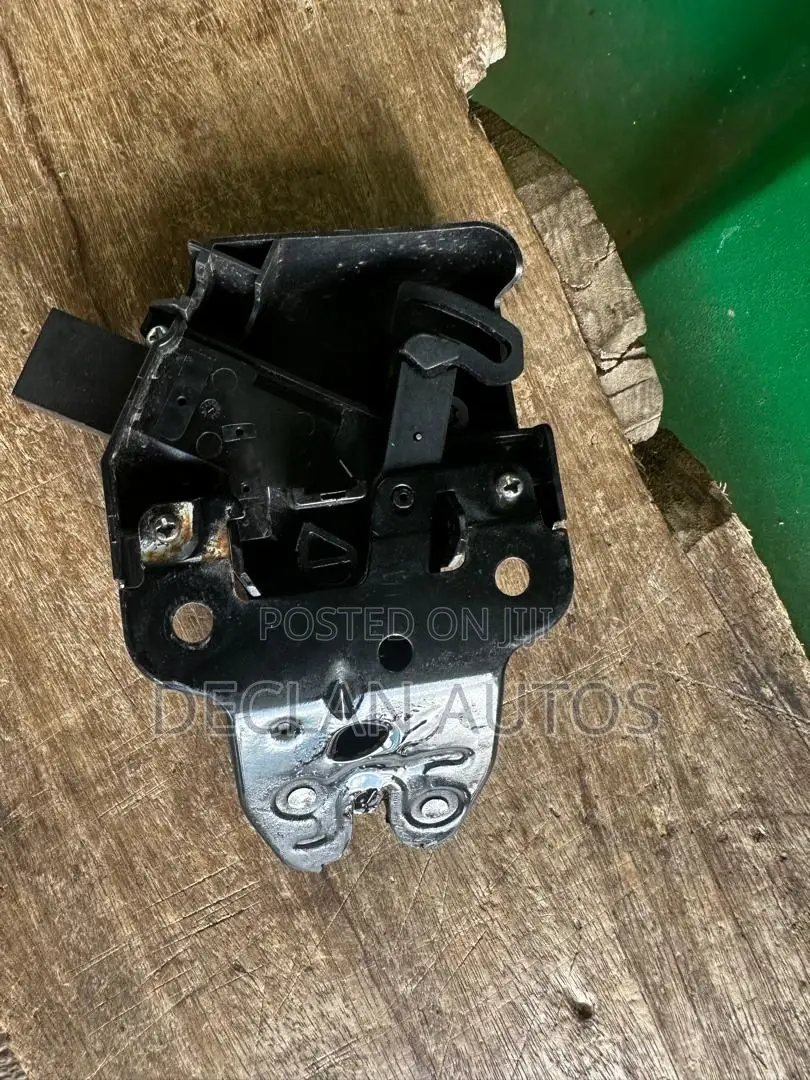 Honda Oem 2016-2018 Civic Trunk Lock Actuator Latch