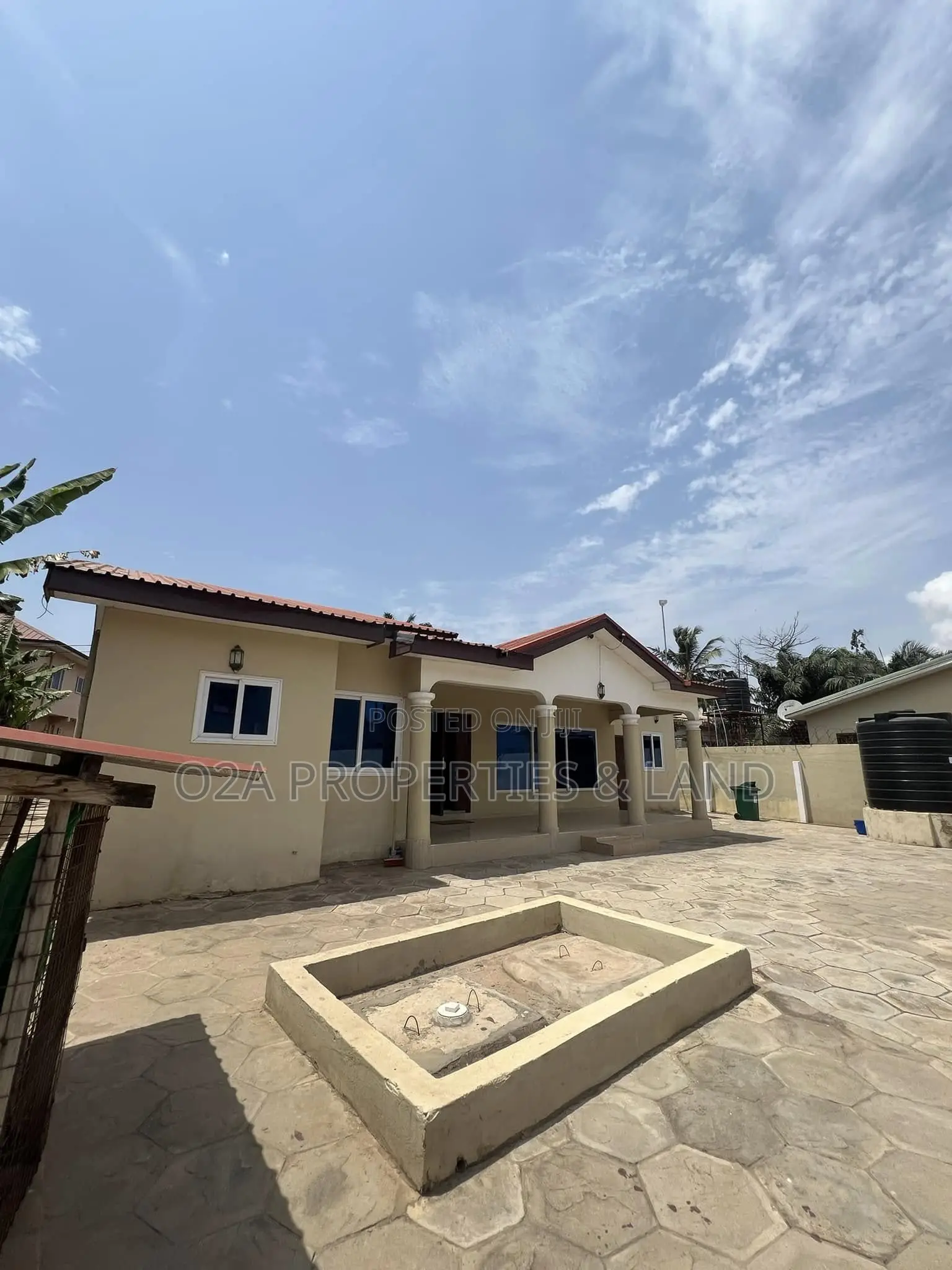 4bdrm House in Spintex , Lashibi, Sakumono for sale