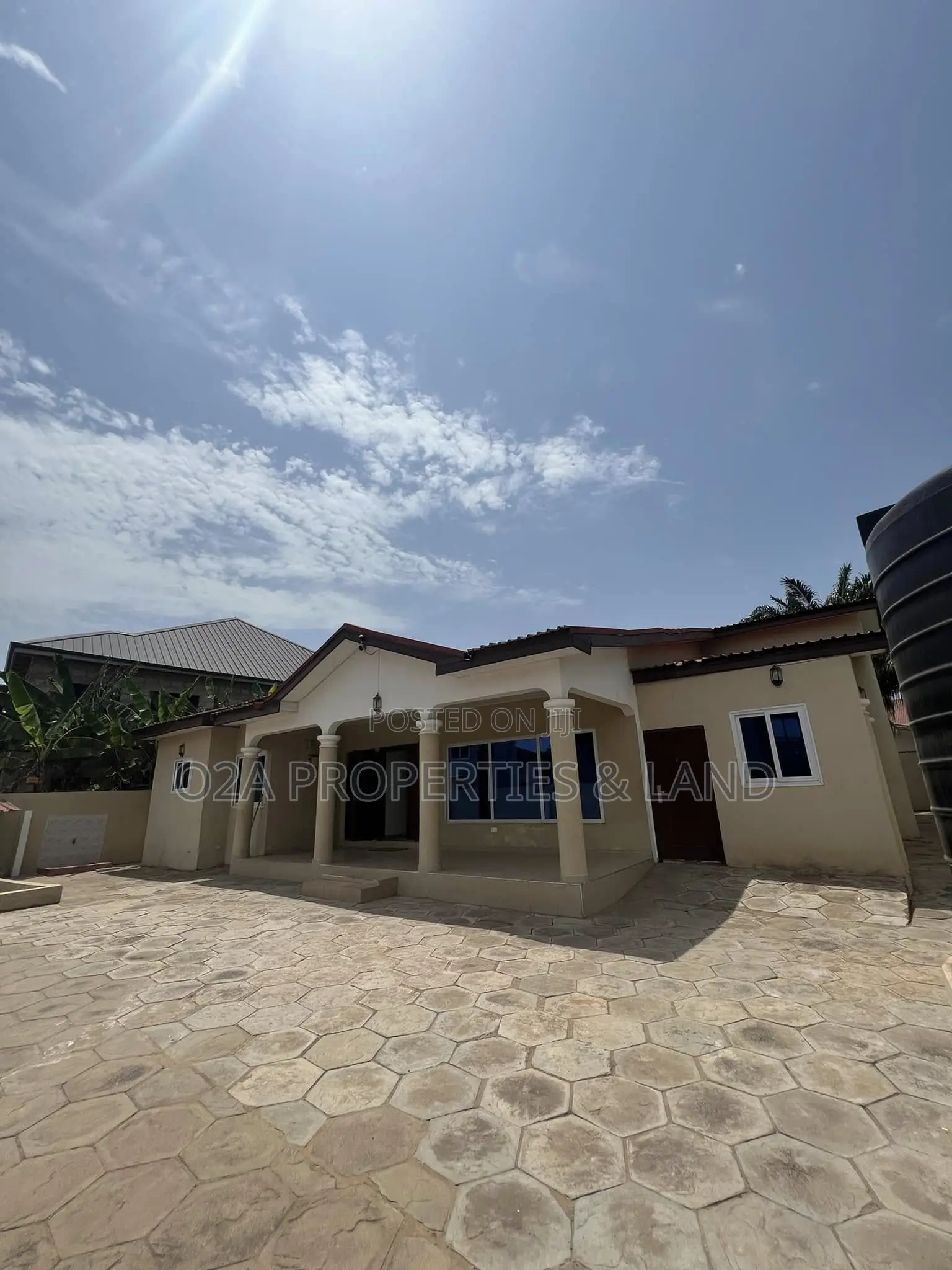 4bdrm House in Spintex , Lashibi, Sakumono for sale