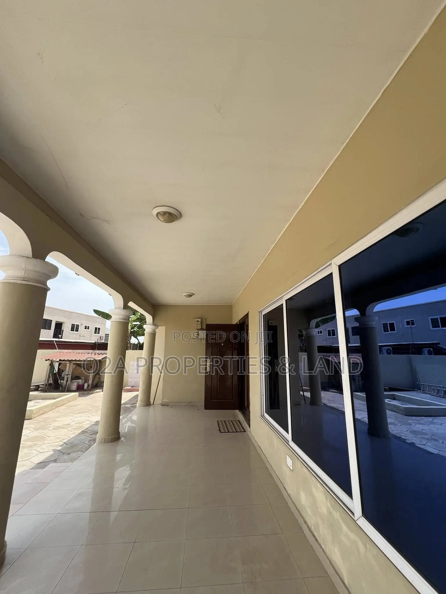 4bdrm House in Spintex , Lashibi, Sakumono for sale