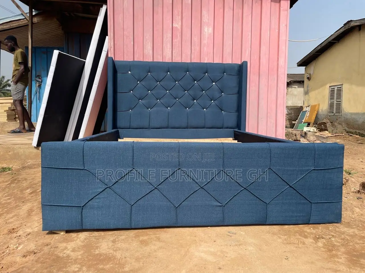 Heart Blue Double 54x75 Bedframe // Durable And Luxurious