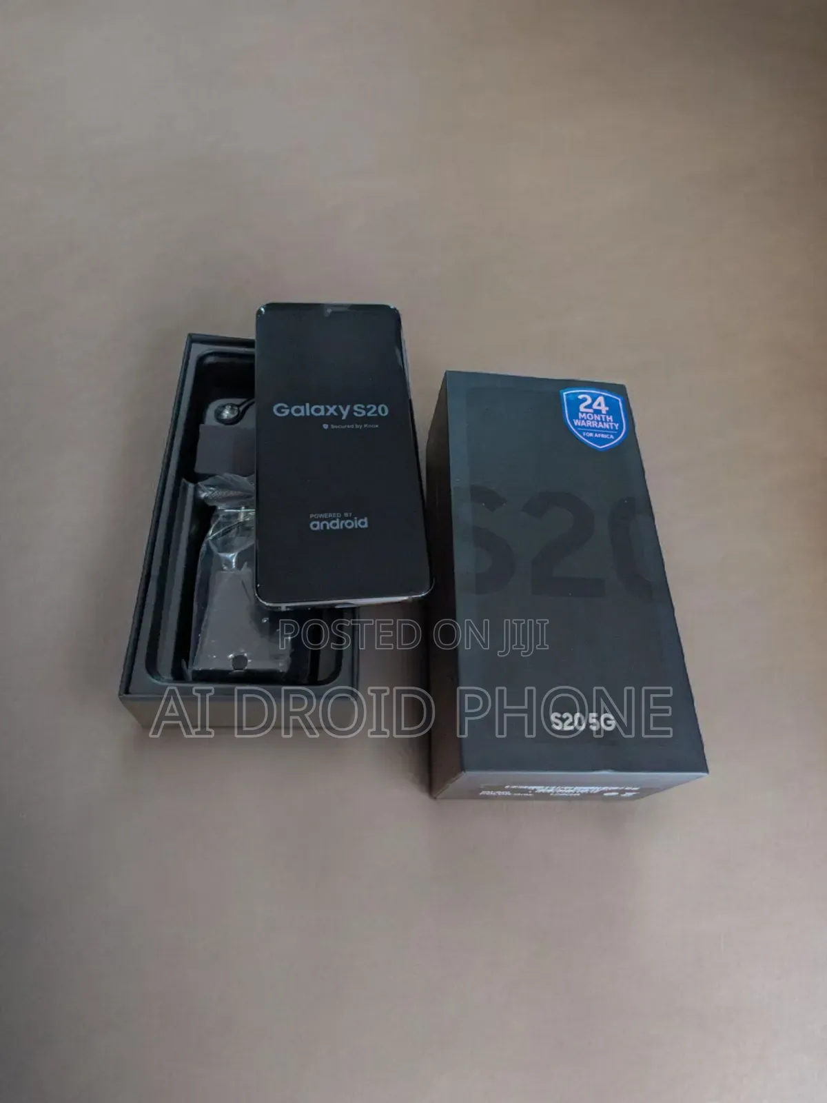 New Samsung Galaxy S20 128 GB Gray