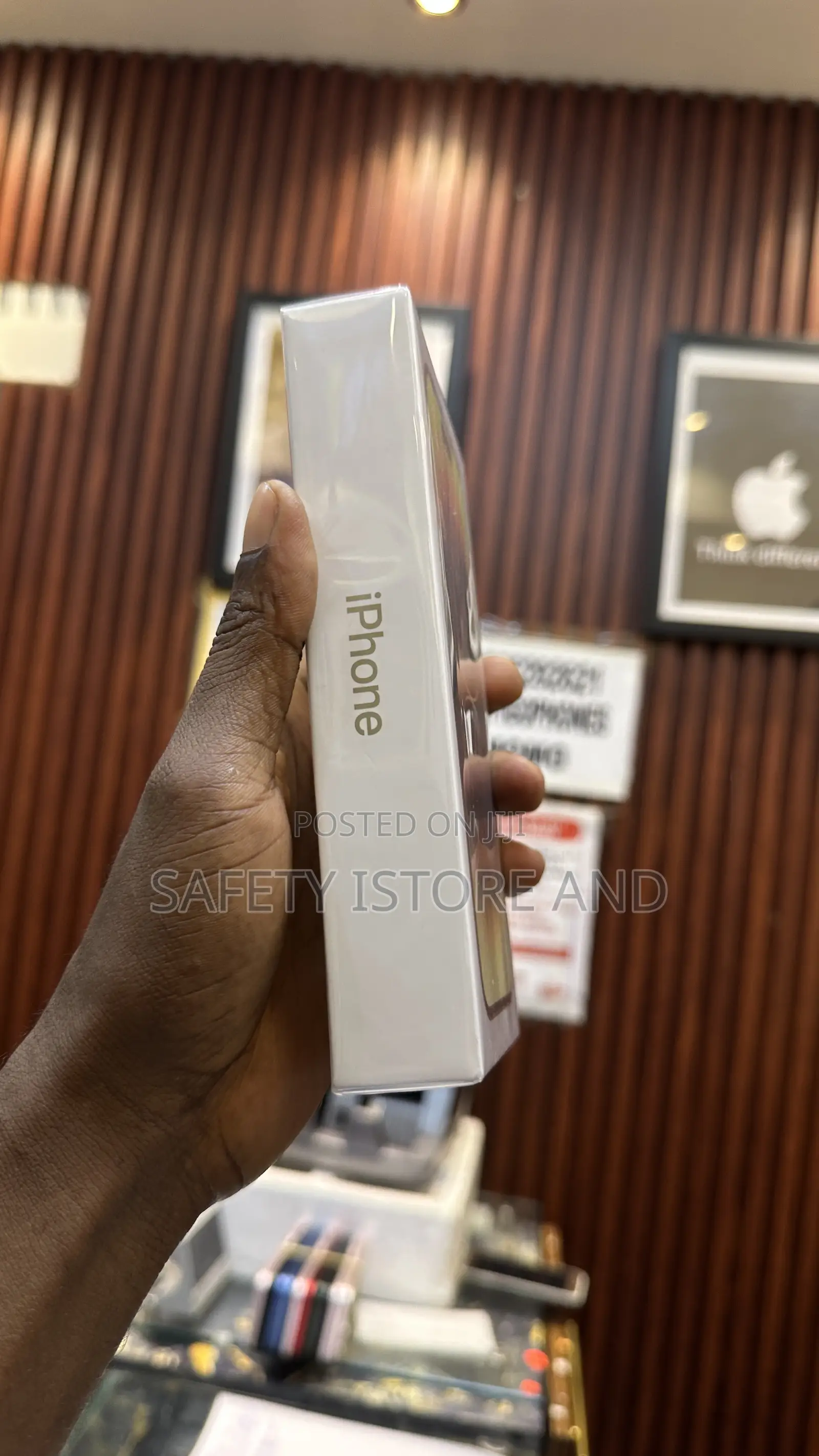 New Apple iPhone 14 Pro 256 GB Gold
