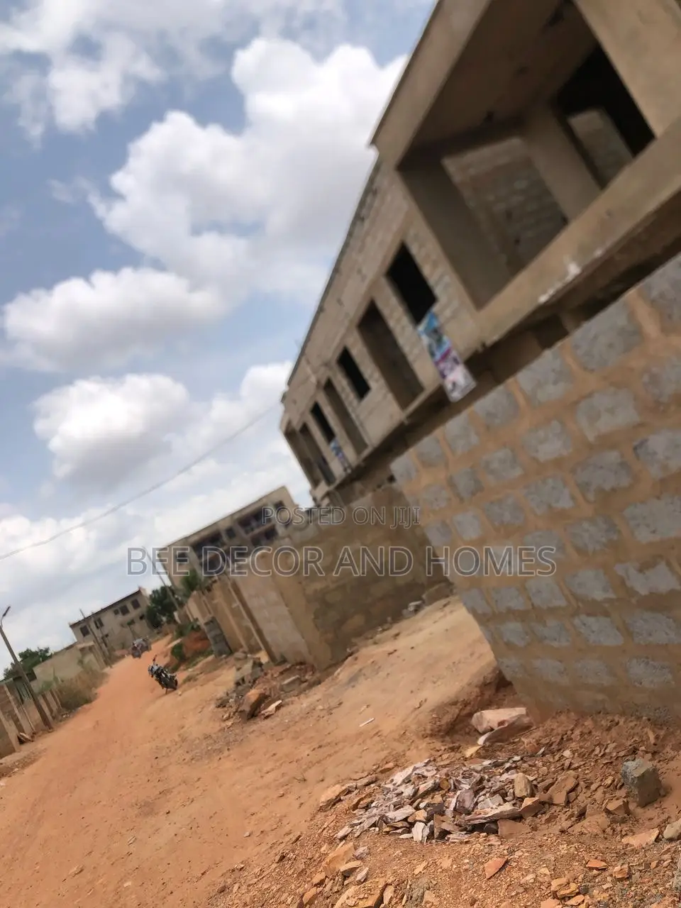 4bdrm House in Bee Decor & Homes, Adenta for sale