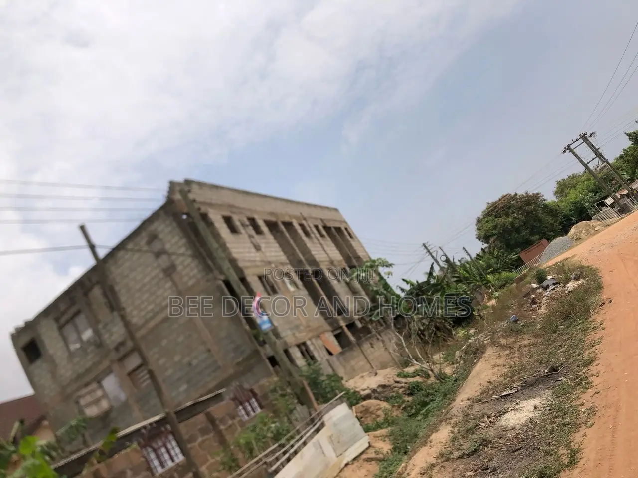 10bdrm Apartment in Bee Decor & Homes, Adenta for sale