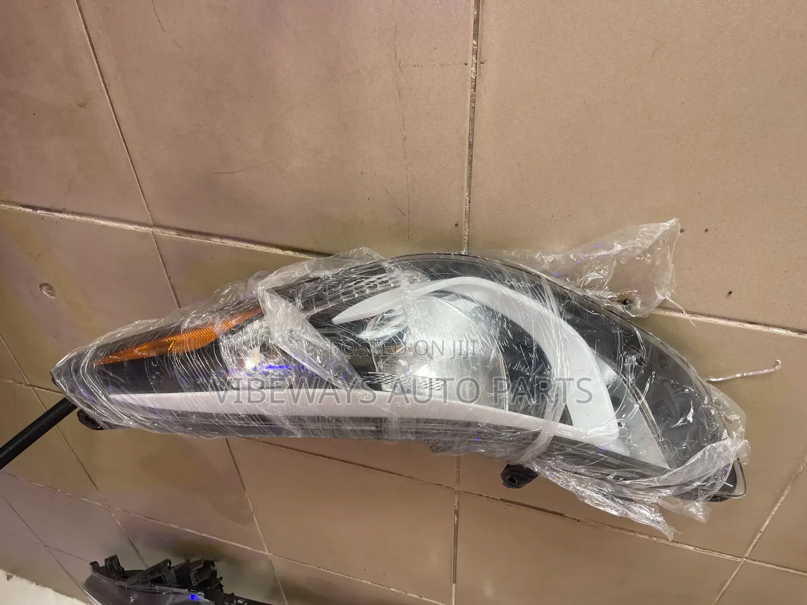 Hyundai Elentra 2015 Headlight Used