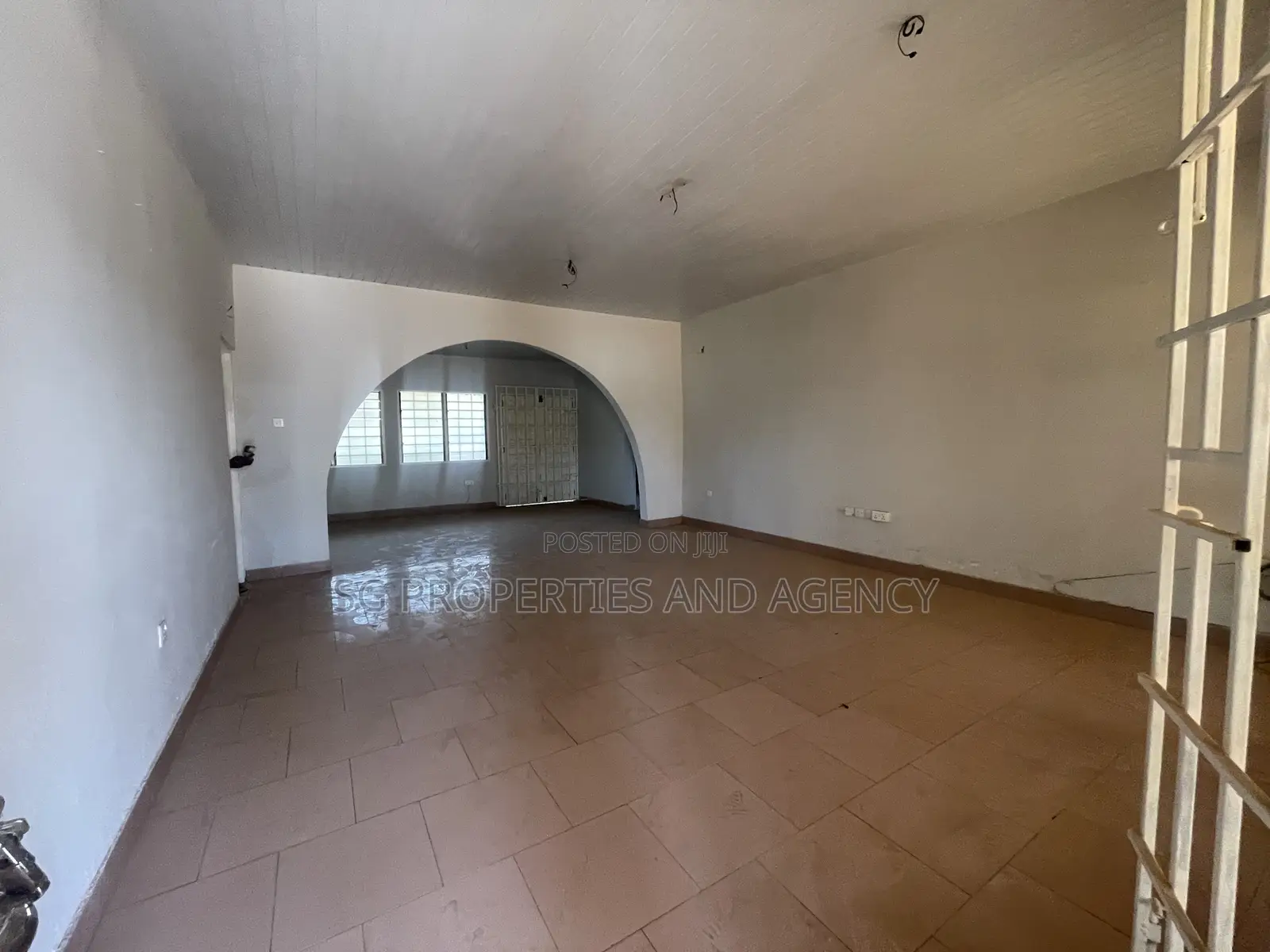 3bdrm House in Coastal, Spintex for rent