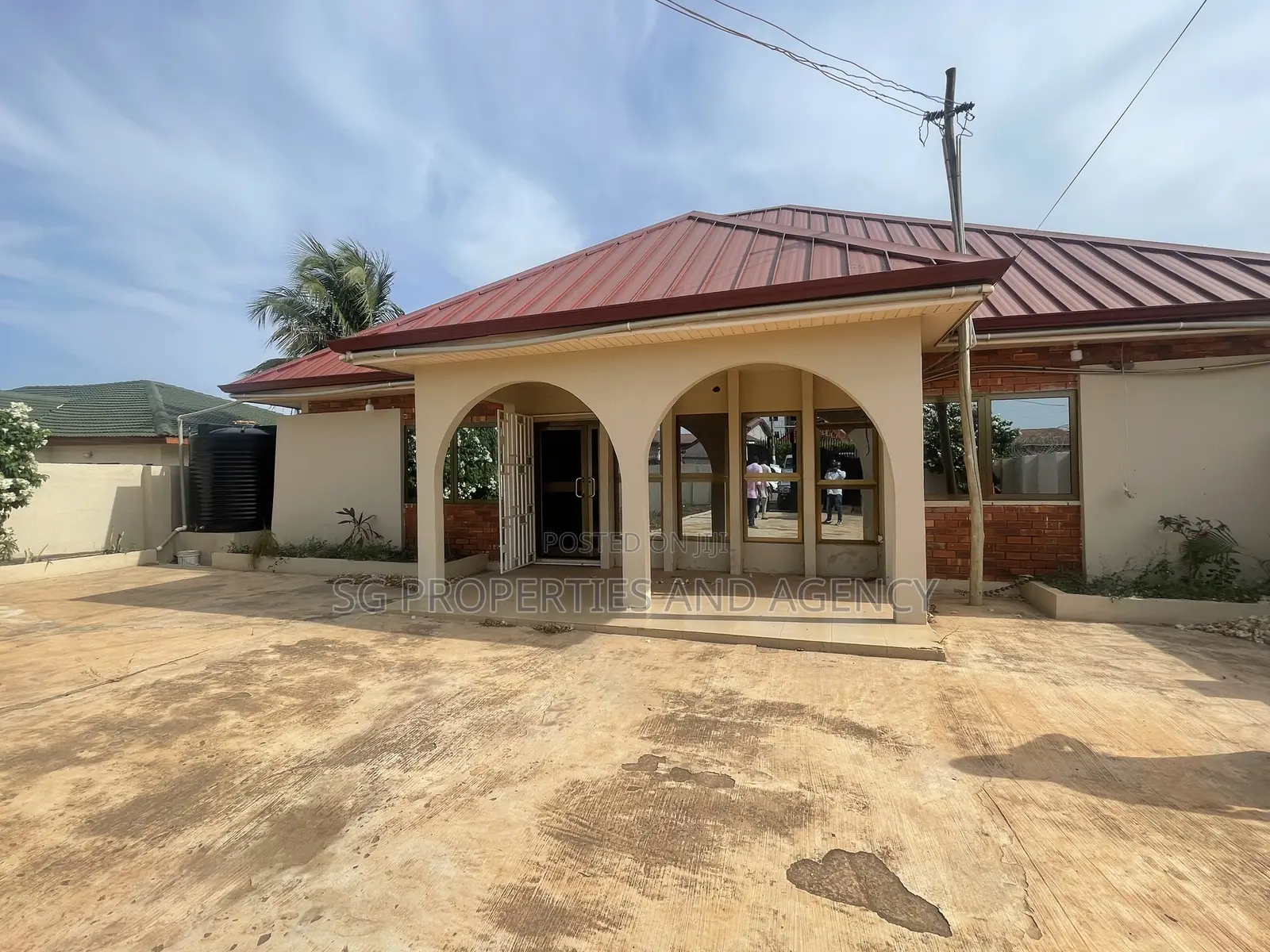 3bdrm House in Coastal, Spintex for rent