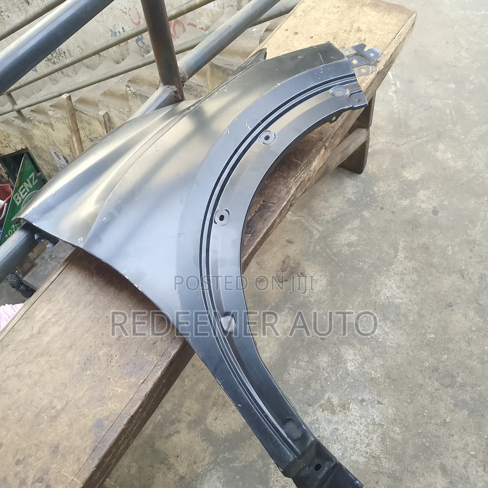 Nissan Kicks Fender