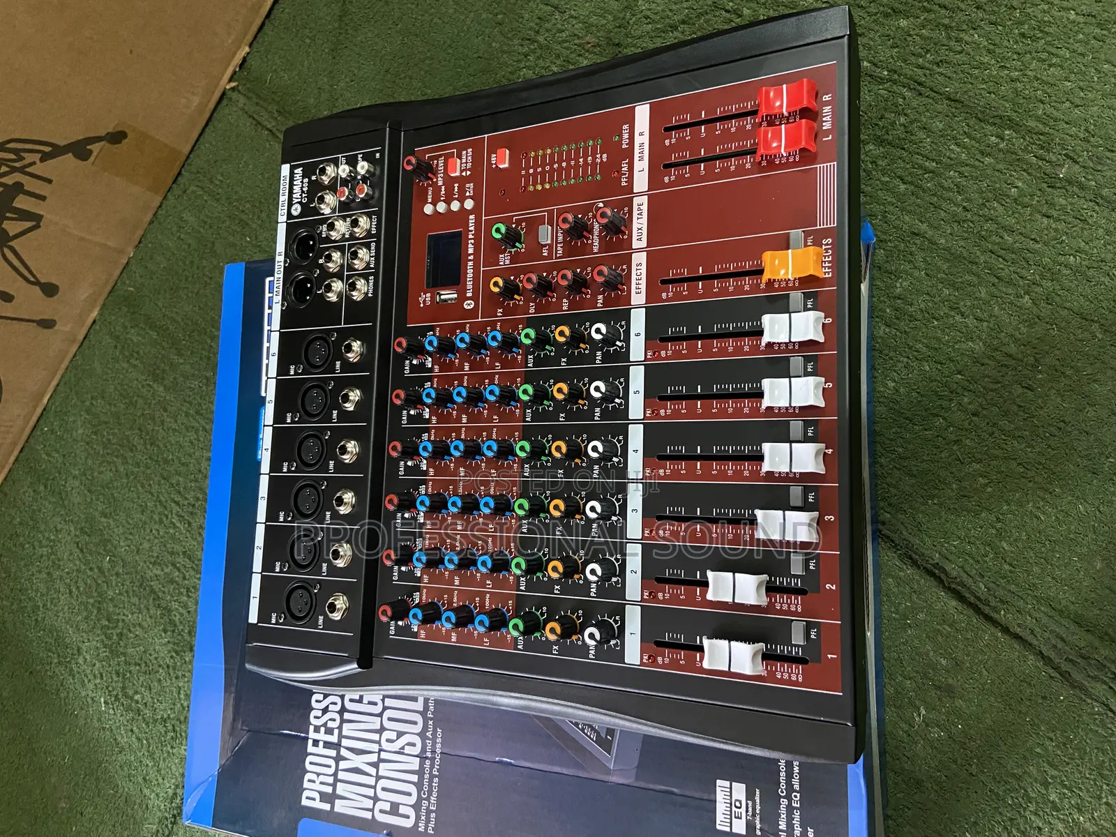 Yamaha 6 Channel Mixer