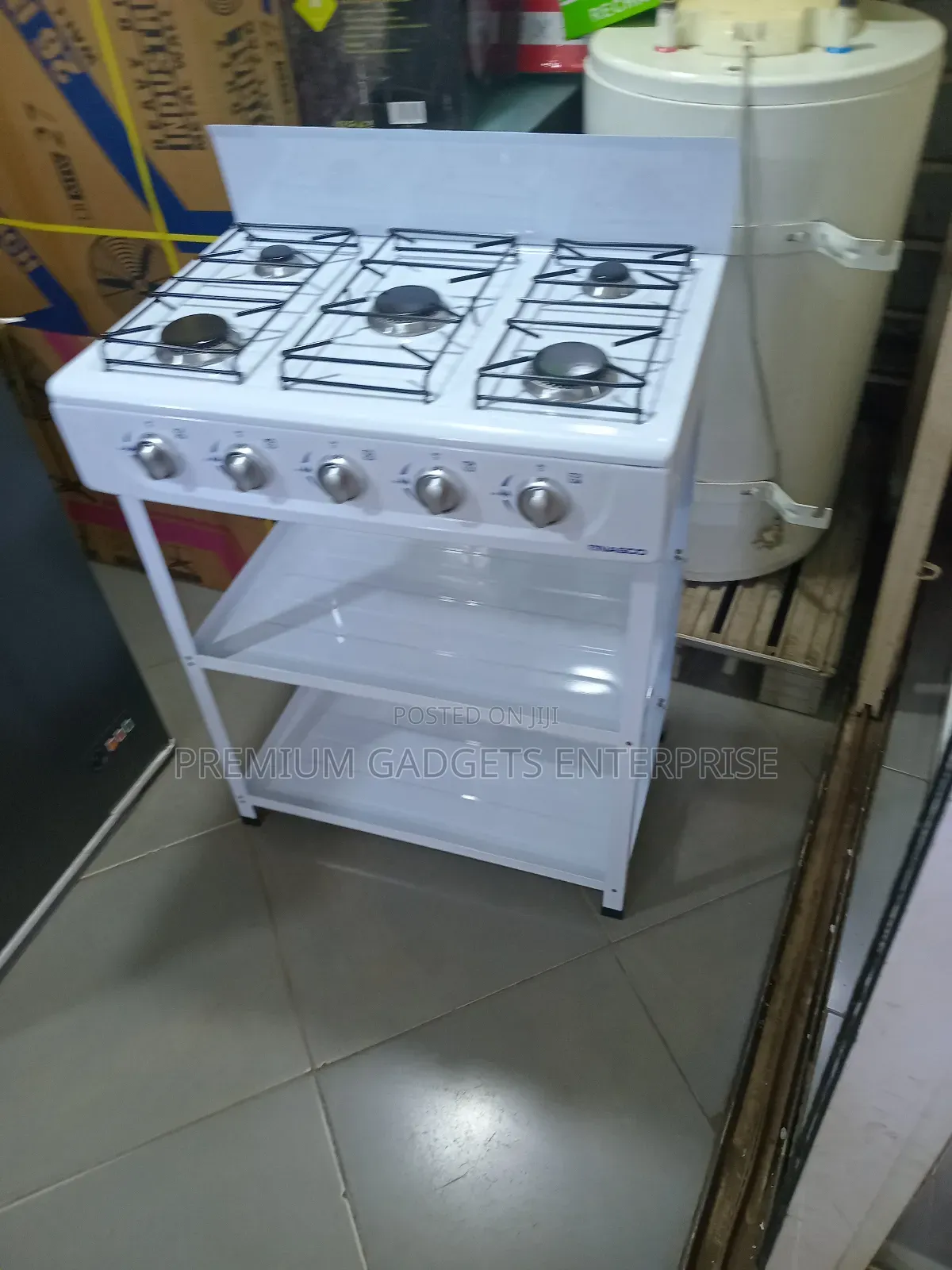 Sleek Finish Nasco White 5 Burner Gas Stove With Shelves
