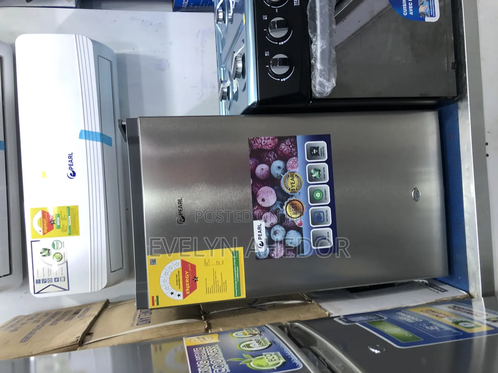 Affordable Pearl Table Top Fridge With Top Freezer 91 Li