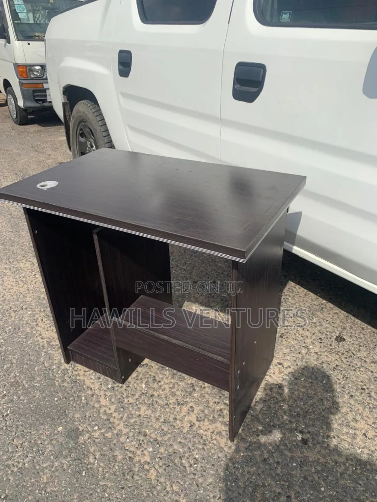 Simple Office Table