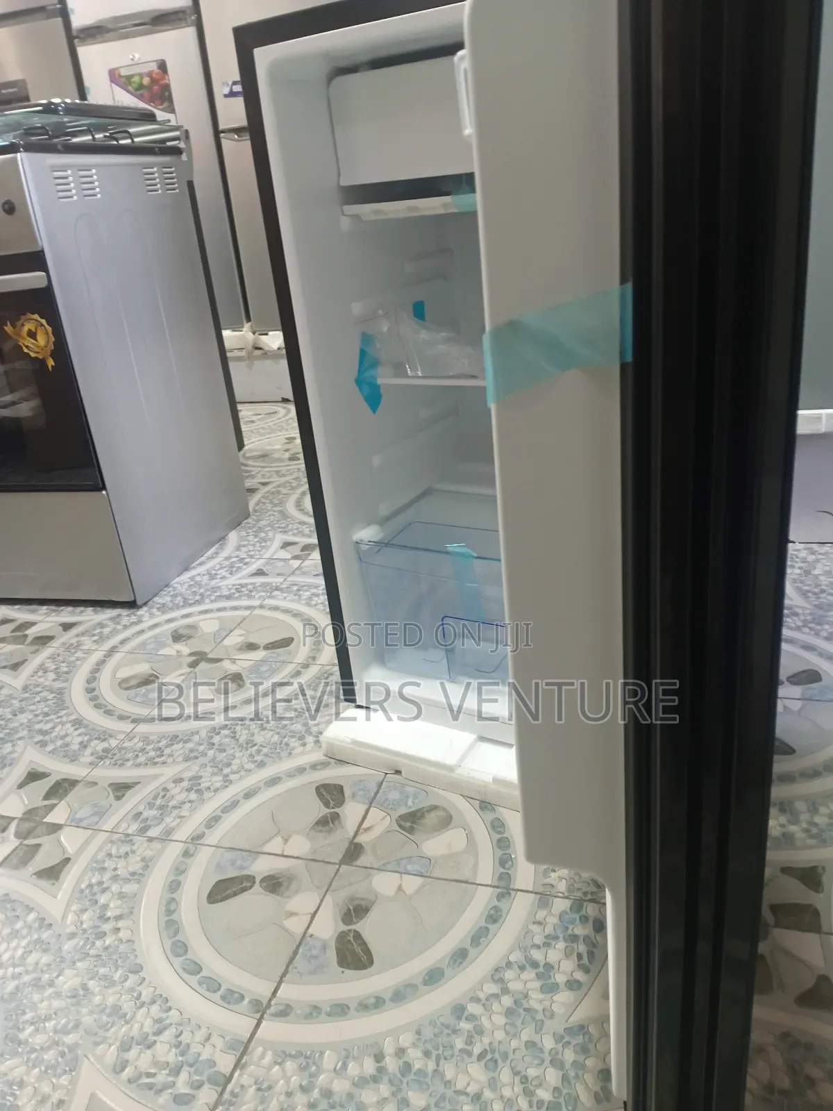 Massive Performing Fridge Pearl Pf-109-2b Pearl