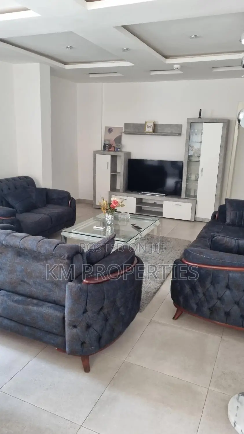 Executive Spacious Furnished One Bed Ensuite