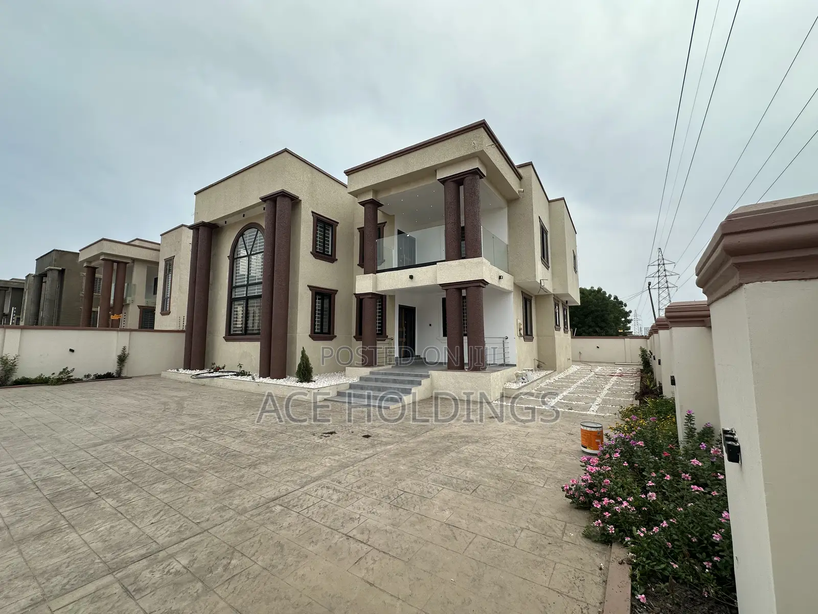 4bdrm House in East Legon Hills for sale
