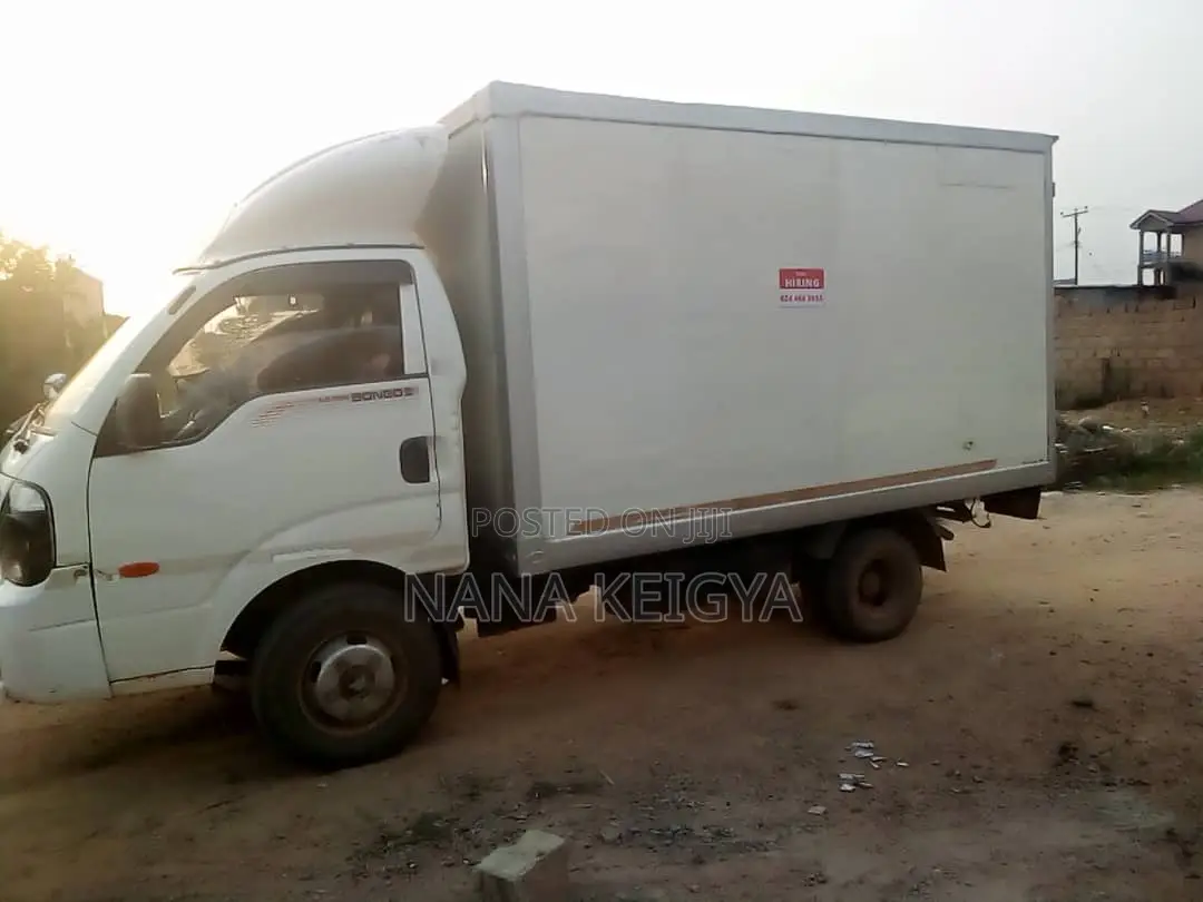 10 Footer Truck for Rentals