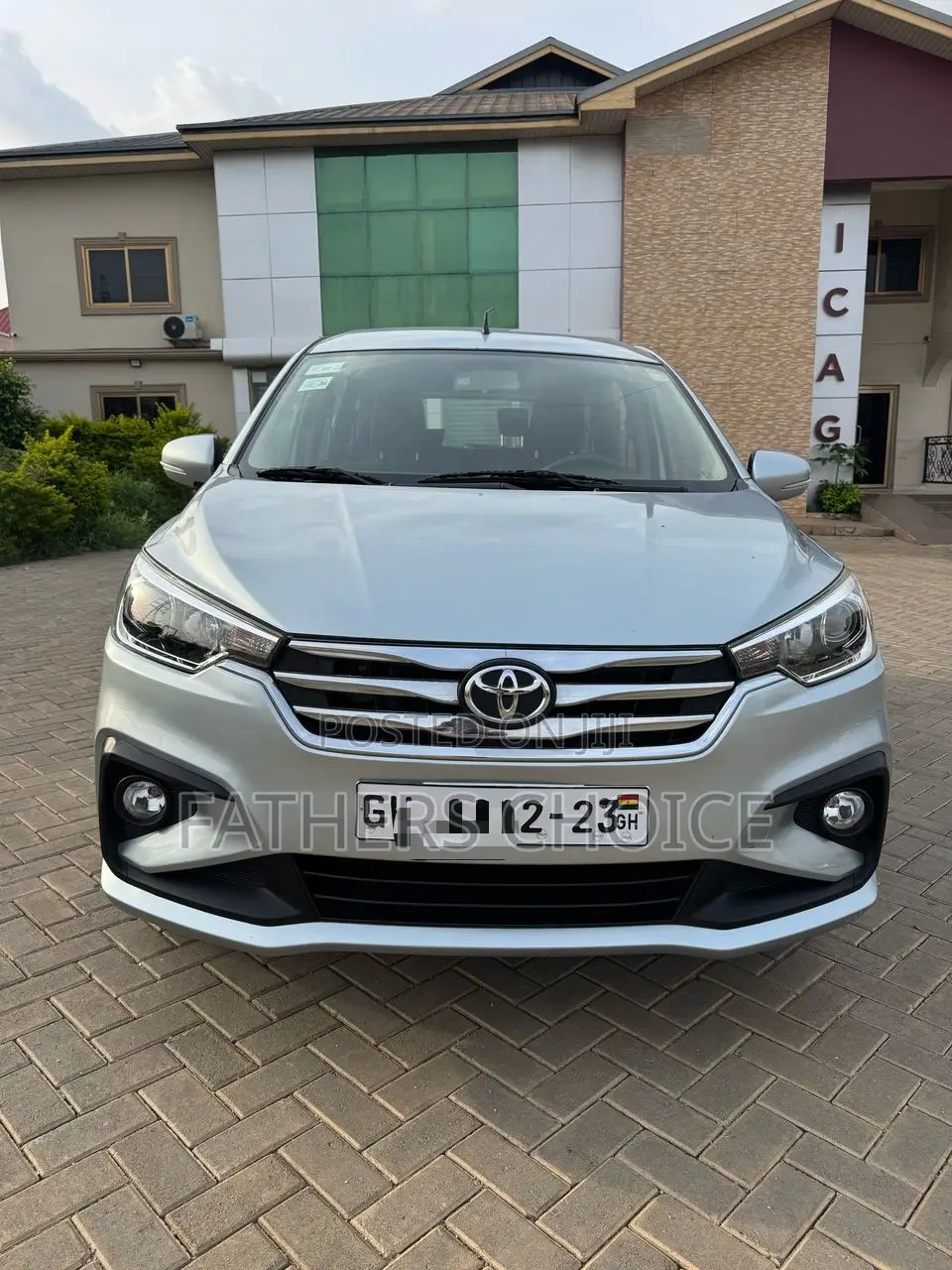 Toyota Rumion 1.5 FWD 2022 Silver